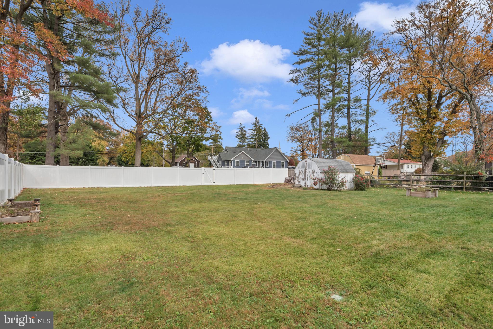 ARUNDEL VIEW - Residential