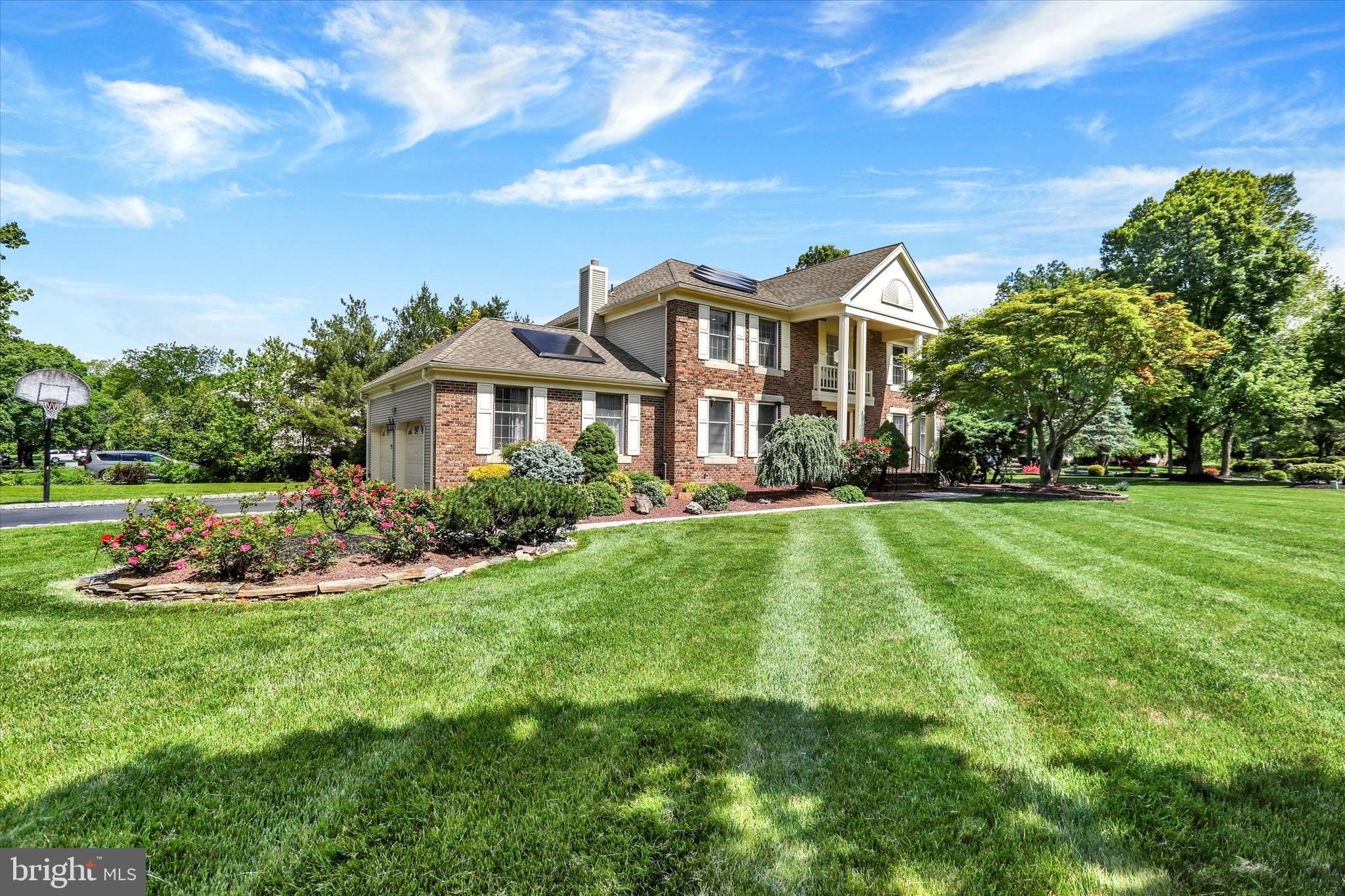 1 REDWOOD COURT