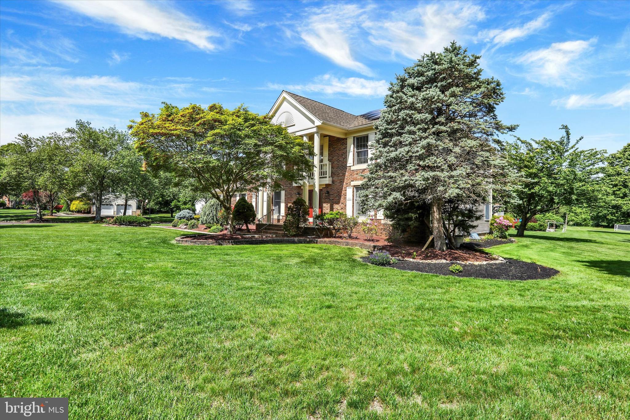 1 REDWOOD COURT