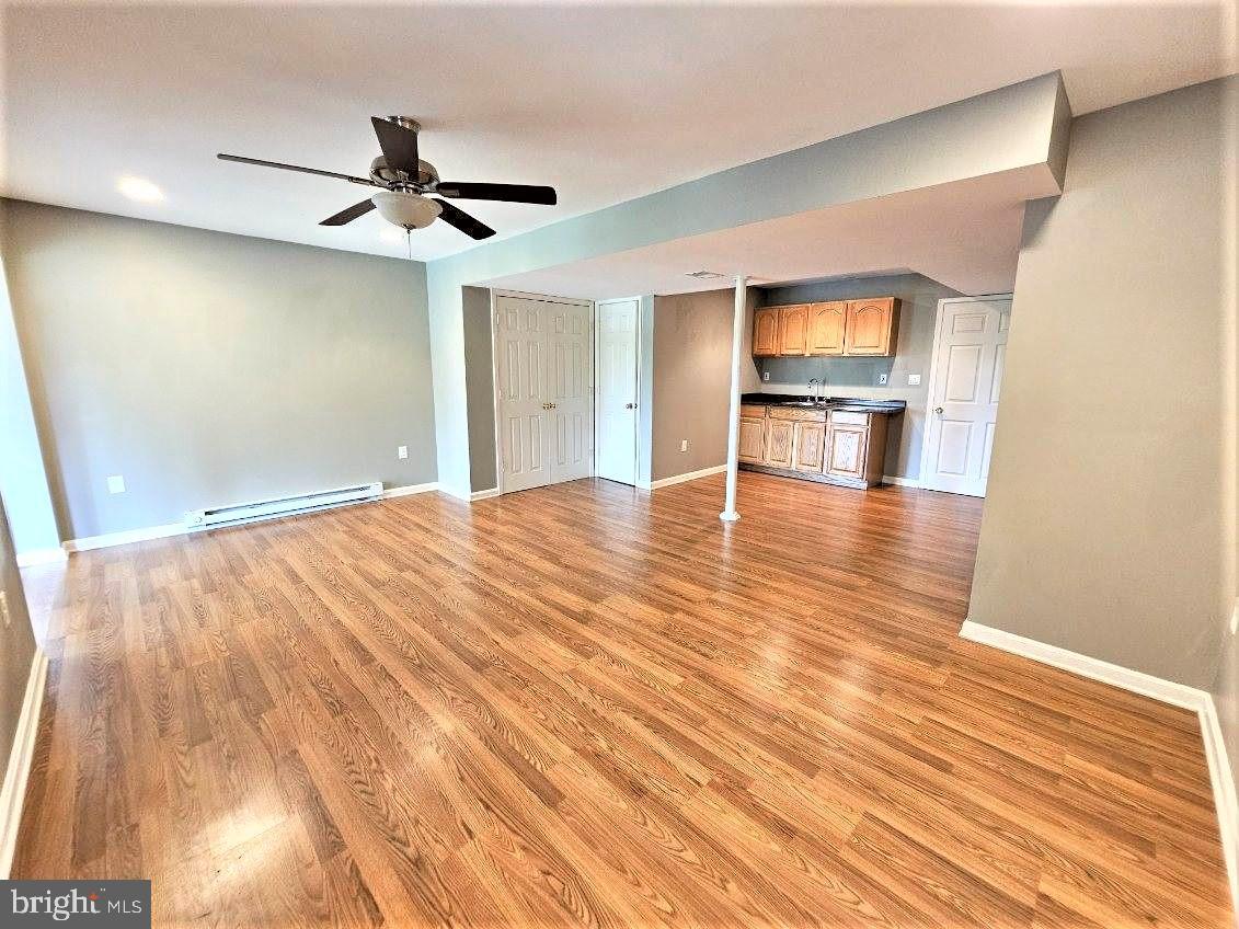 VILLAGE OF TALL OAKS - Residential Lease