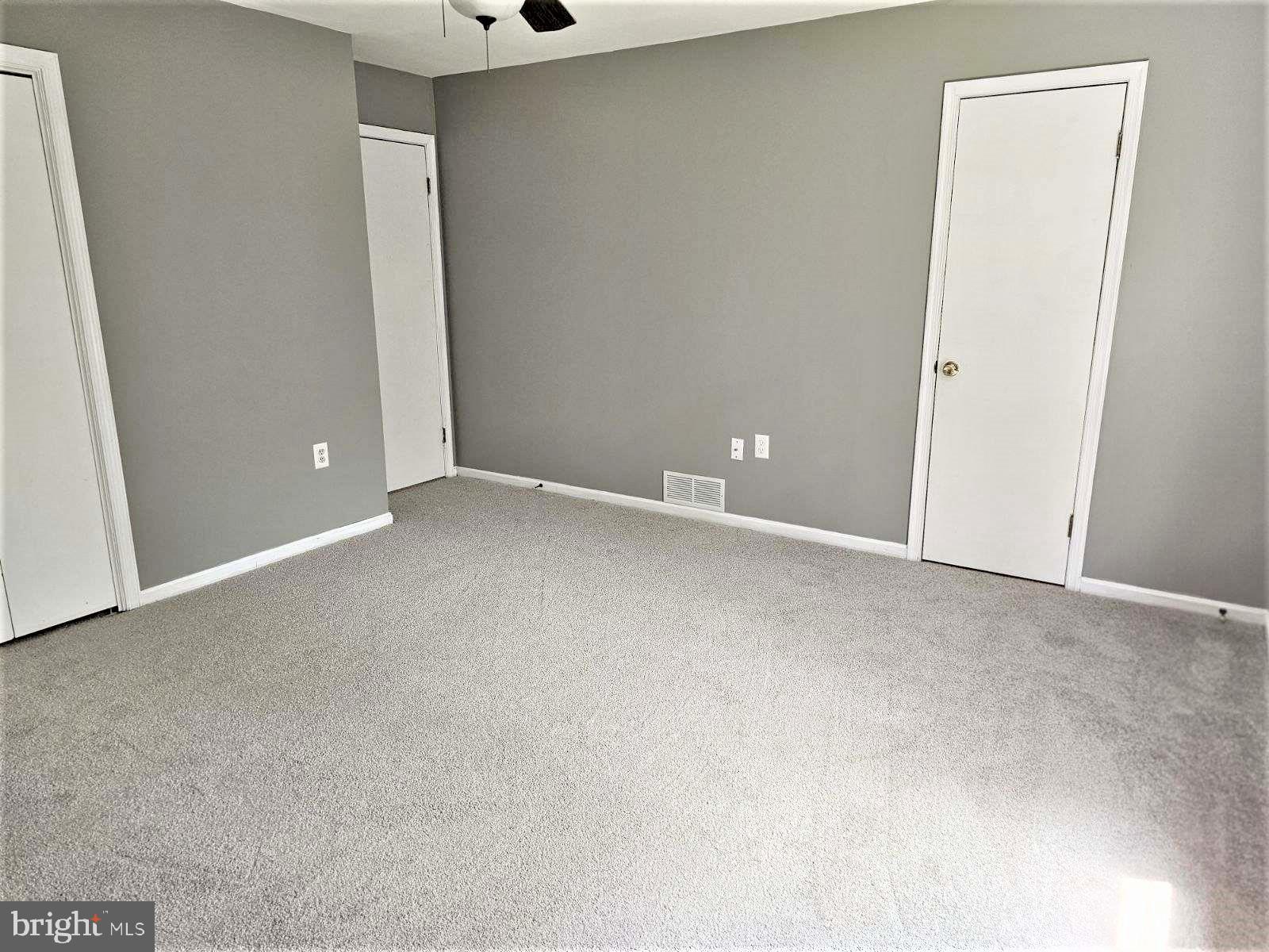 VILLAGE OF TALL OAKS - Residential Lease