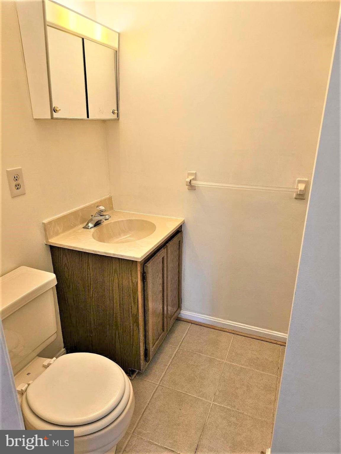 VILLAGE OF TALL OAKS - Residential Lease