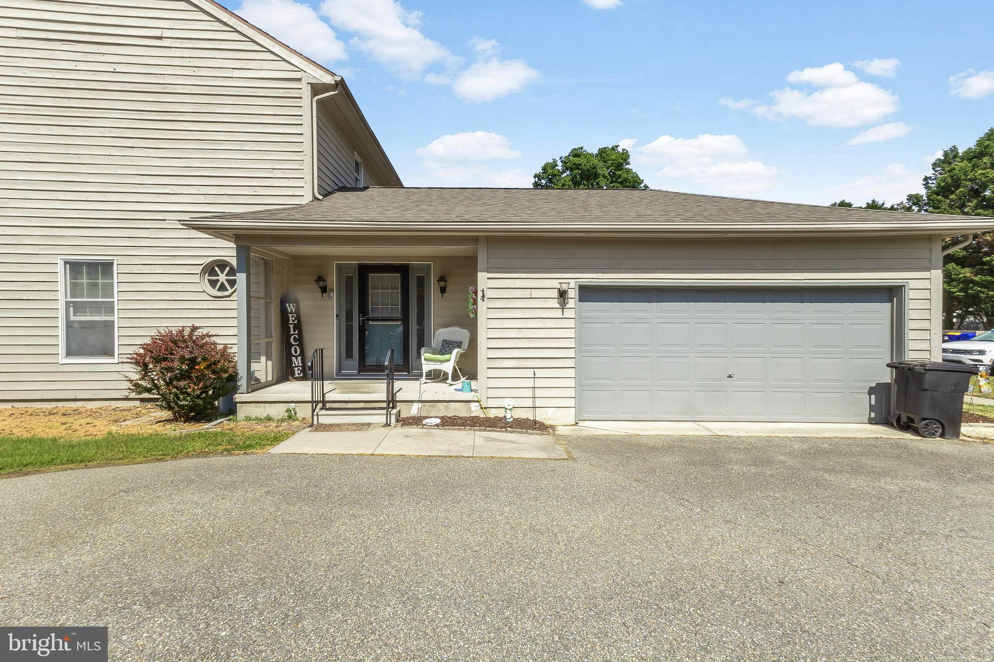 CROSSGATE VILLAGE - Residential