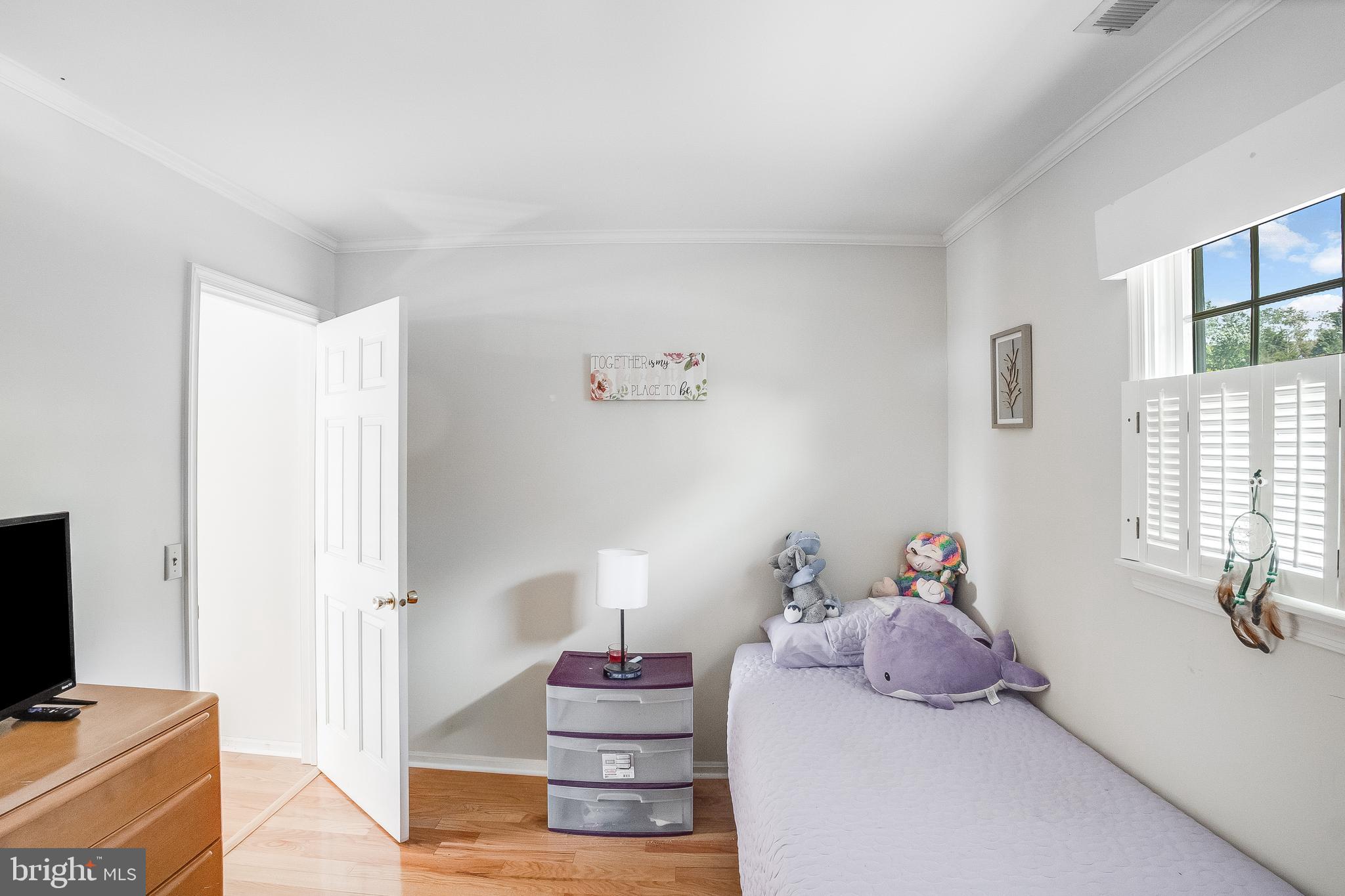 CROSSGATE VILLAGE - Residential