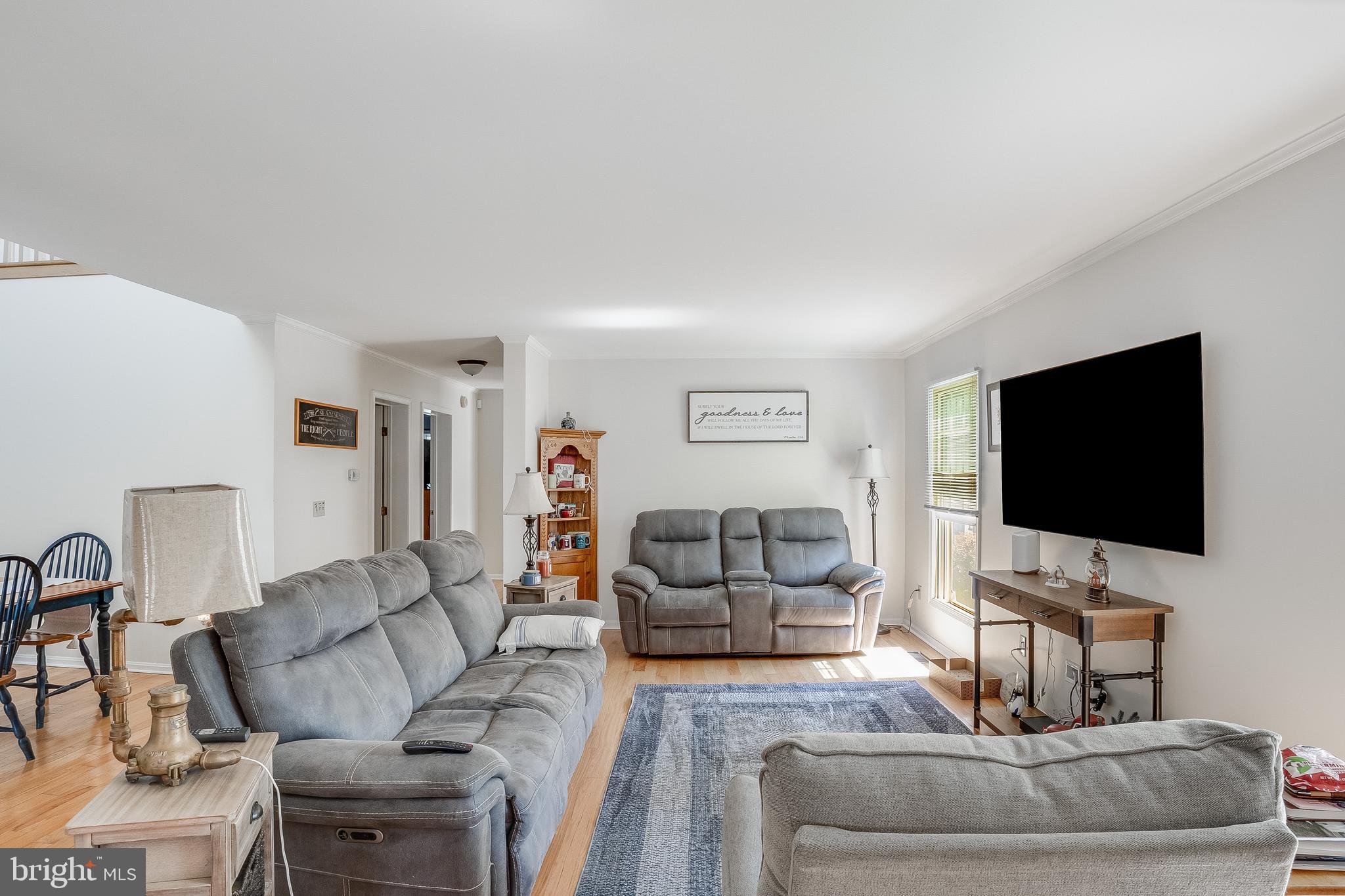 CROSSGATE VILLAGE - Residential
