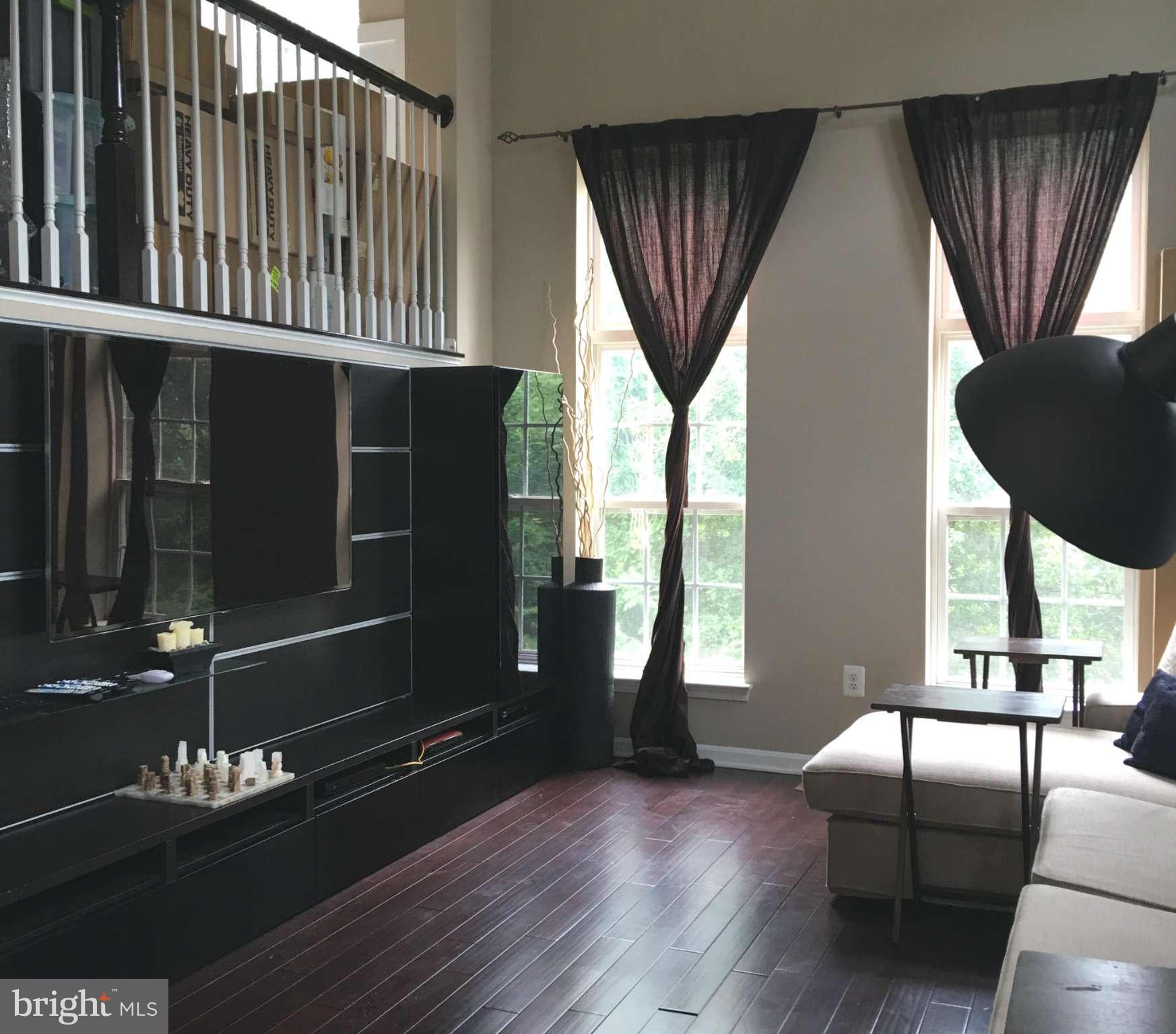 THE TOWNES AT VILLAGE PLACE - Residential
