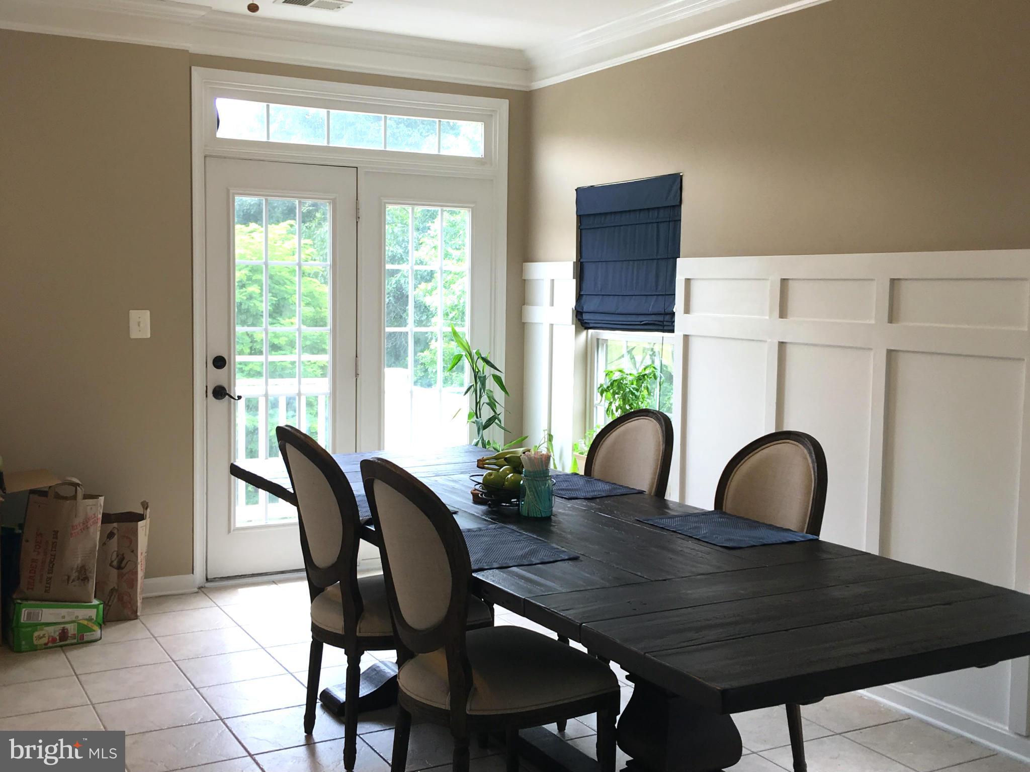 THE TOWNES AT VILLAGE PLACE - Residential
