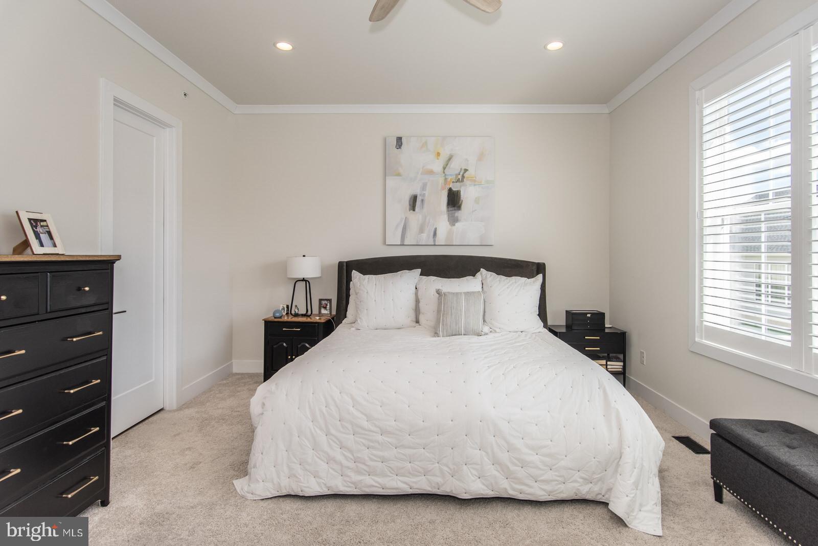 ENCLAVE AT THE PROMENADE - Residential