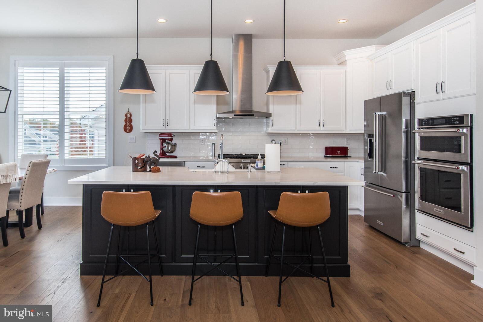 ENCLAVE AT THE PROMENADE - Residential