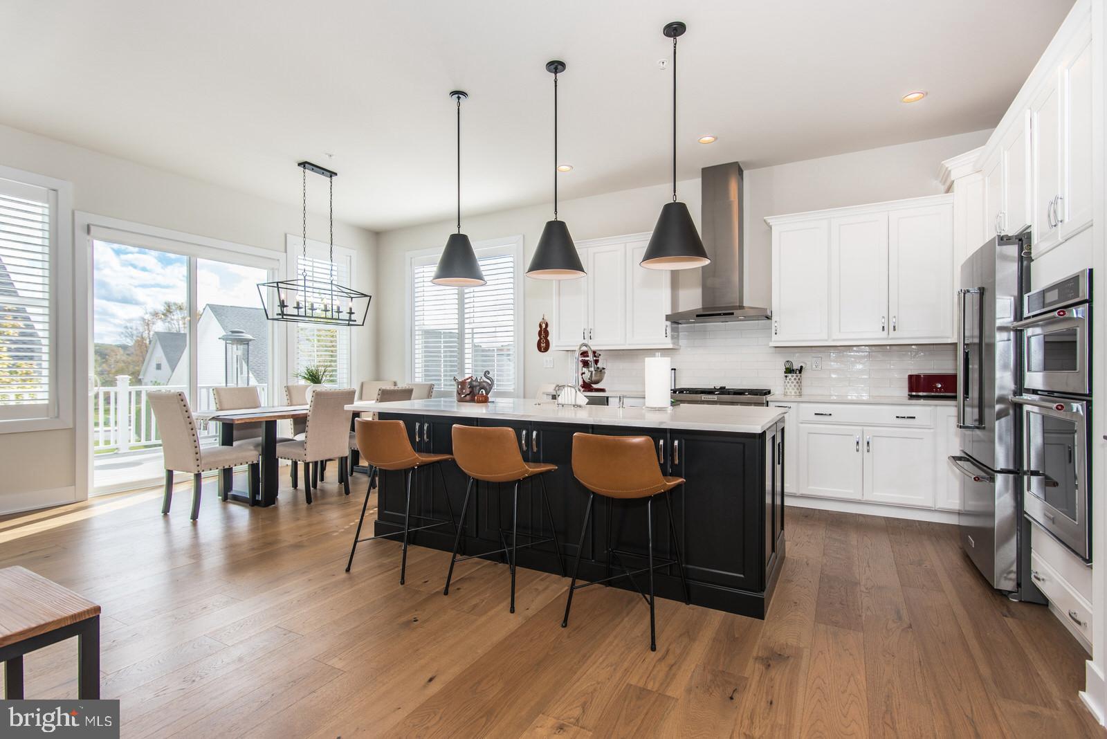 ENCLAVE AT THE PROMENADE - Residential