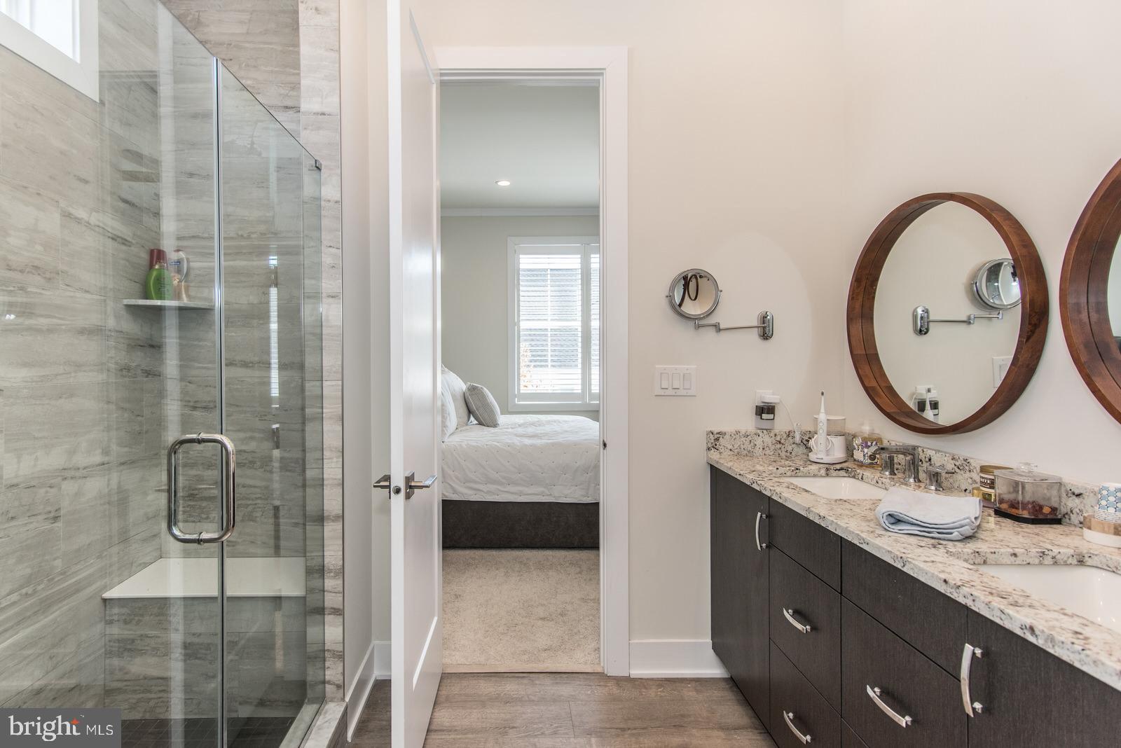 ENCLAVE AT THE PROMENADE - Residential