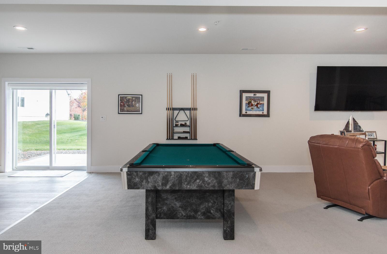 ENCLAVE AT THE PROMENADE - Residential