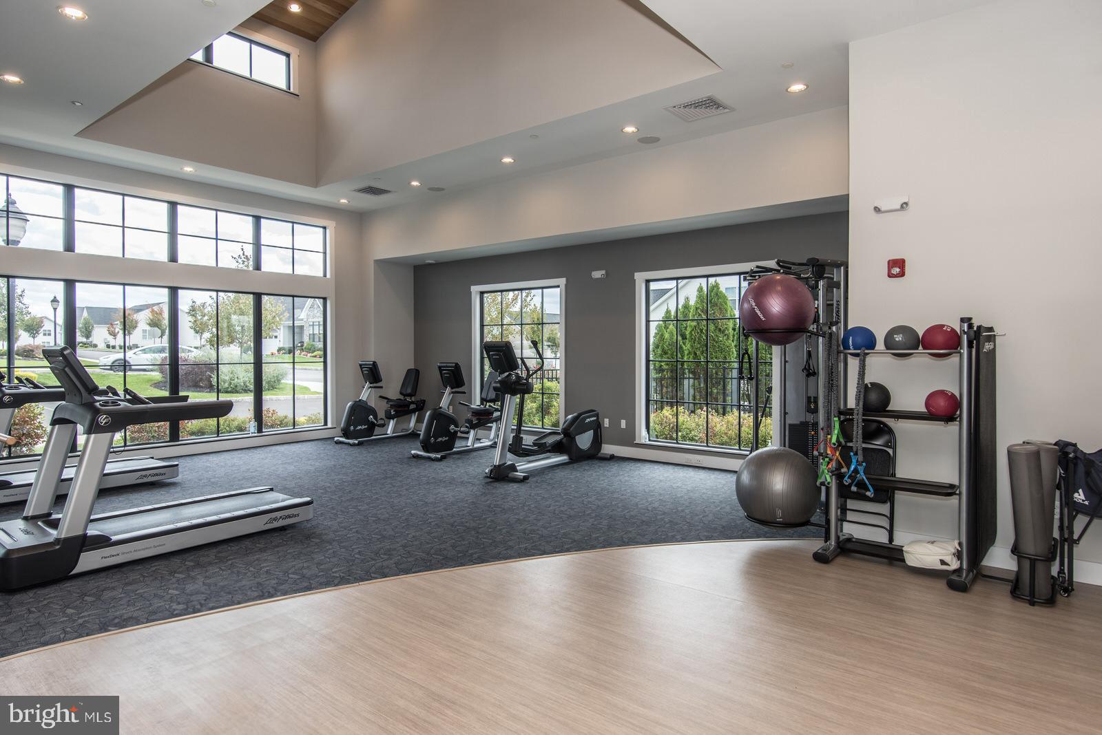 ENCLAVE AT THE PROMENADE - Residential