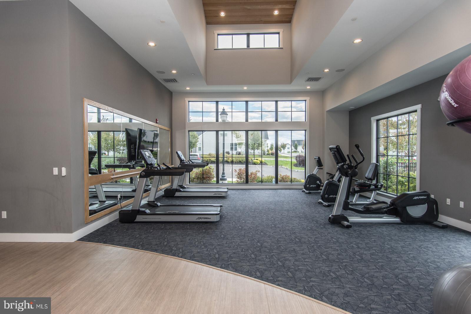 ENCLAVE AT THE PROMENADE - Residential