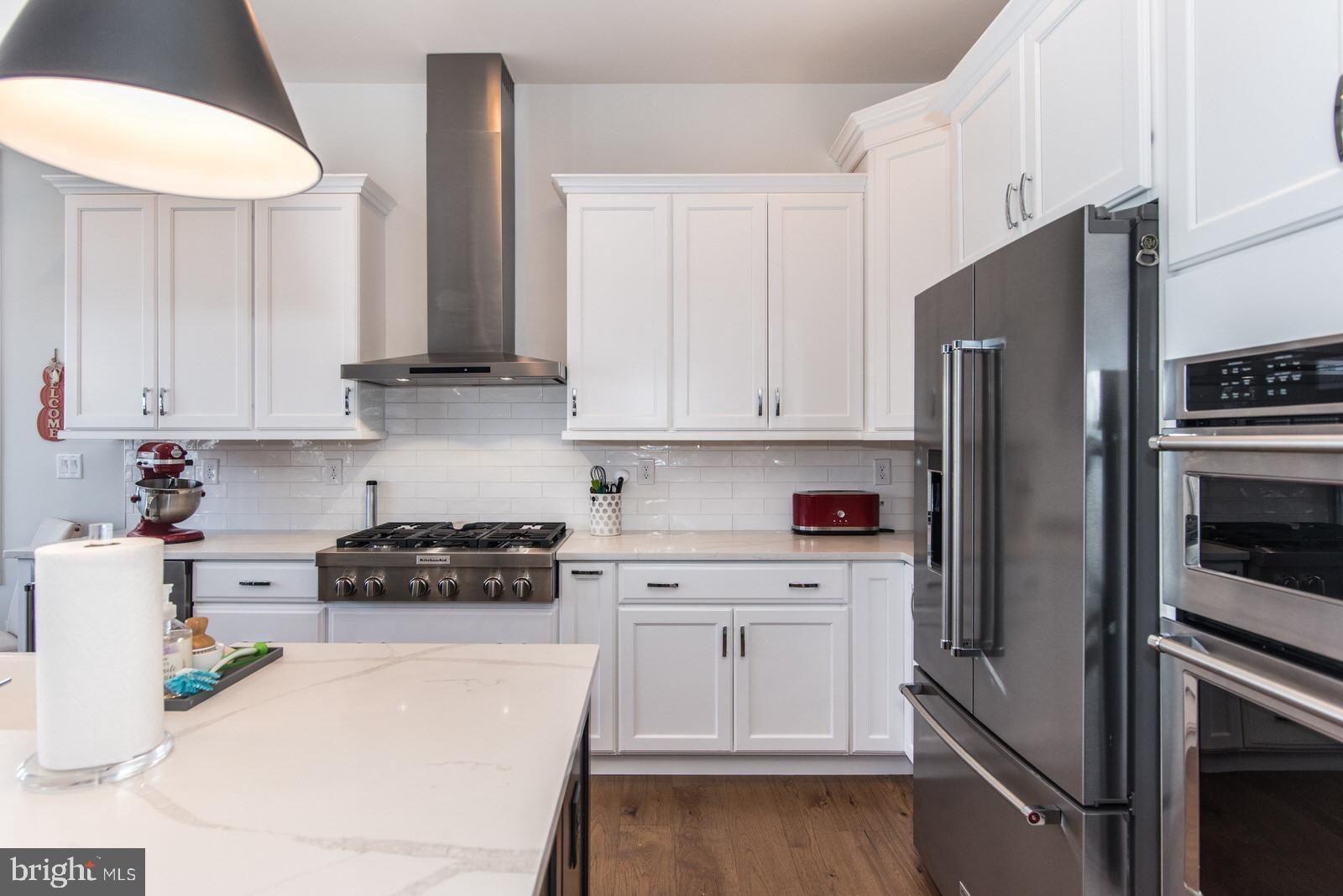 ENCLAVE AT THE PROMENADE - Residential