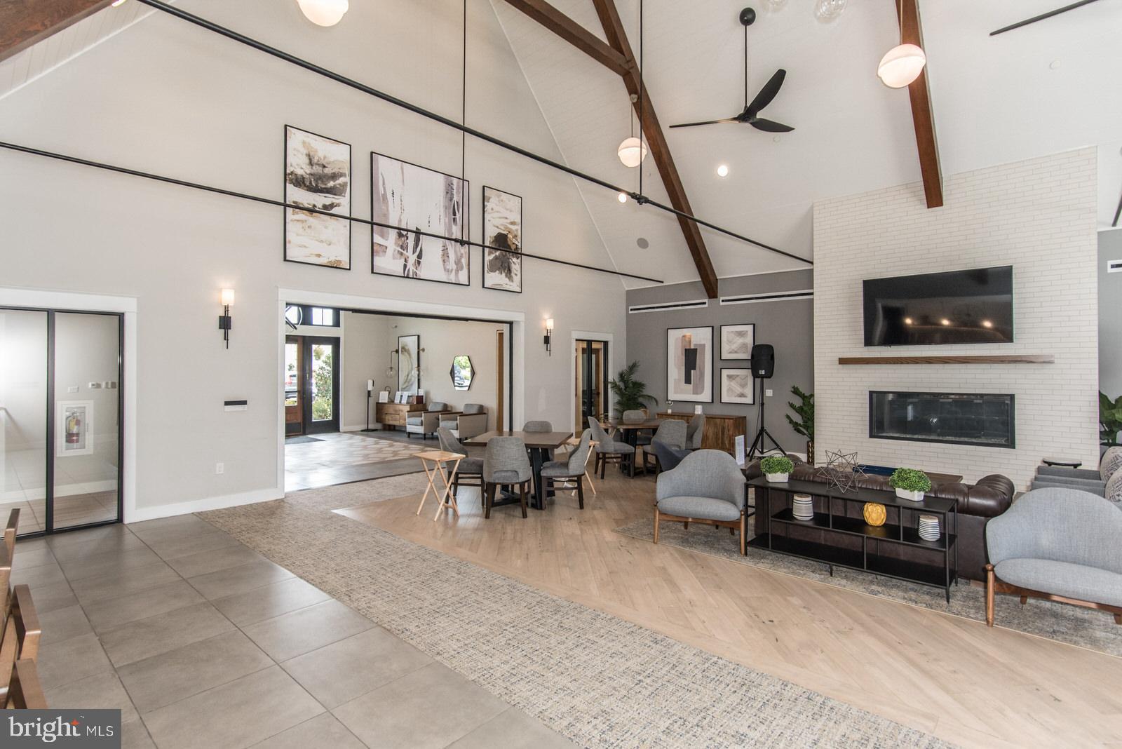 ENCLAVE AT THE PROMENADE - Residential