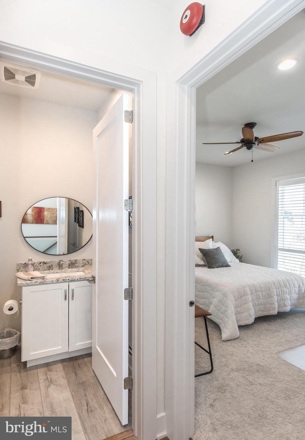 ENCLAVE AT THE PROMENADE - Residential