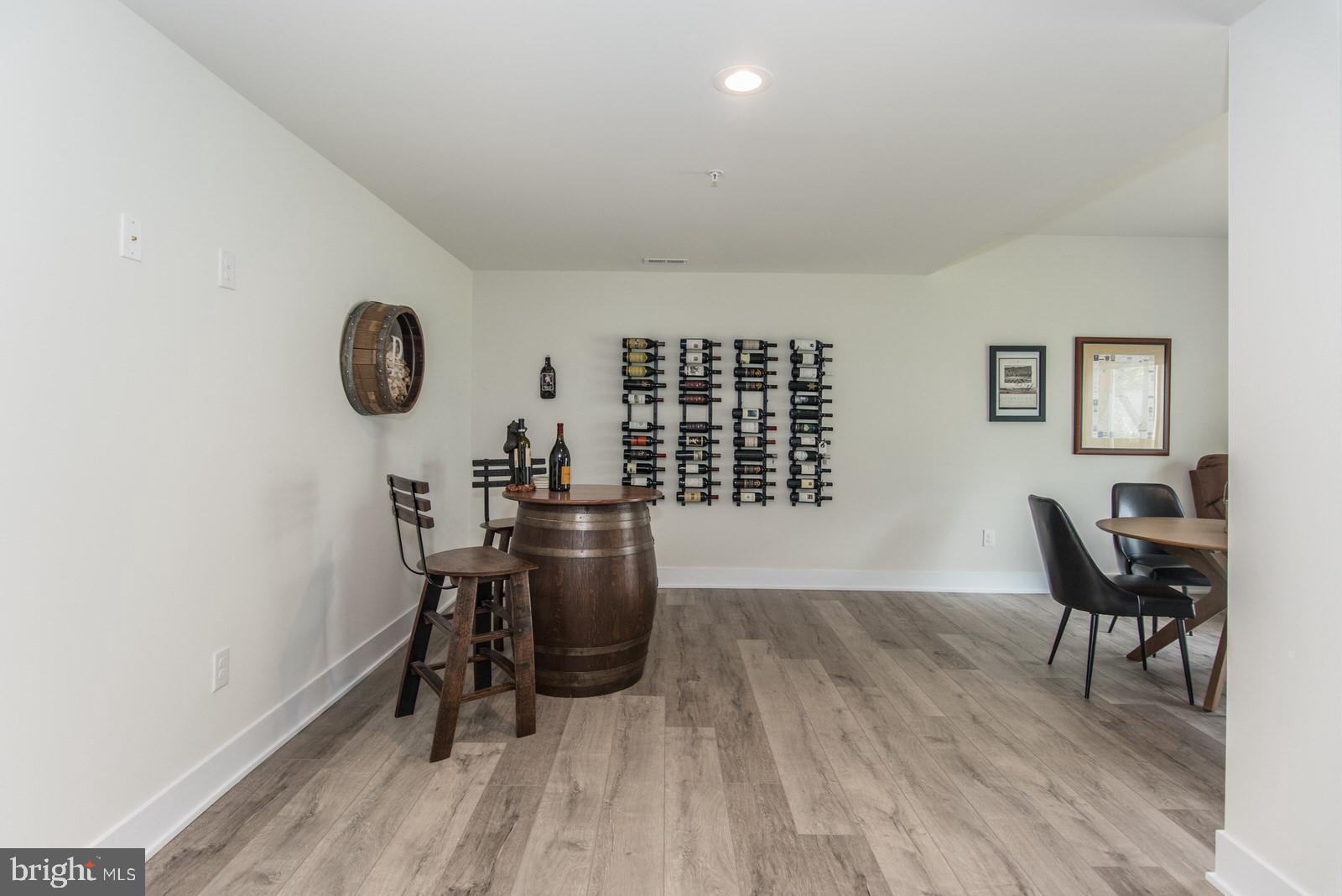 ENCLAVE AT THE PROMENADE - Residential