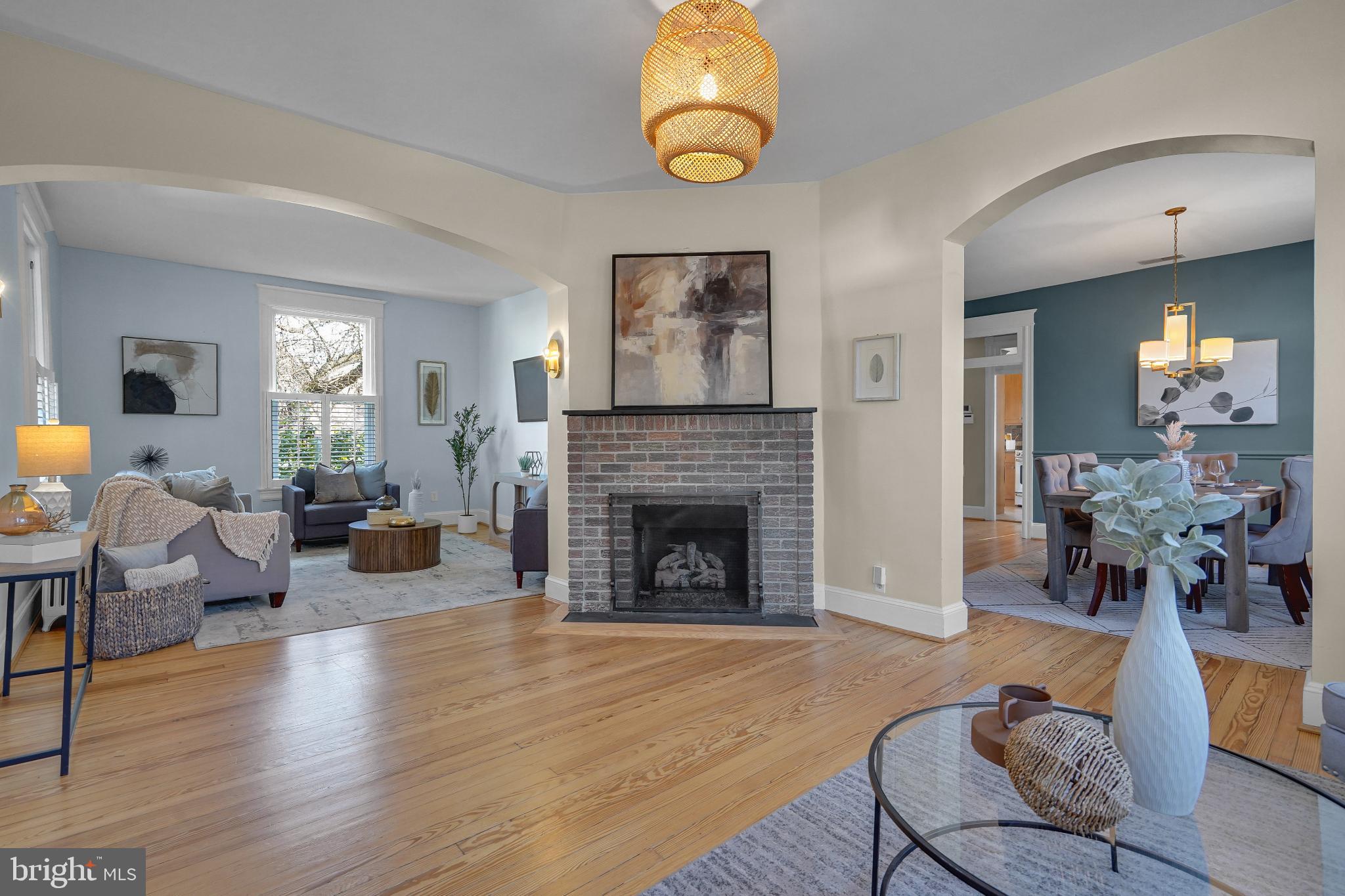 KENSINGTON - Residential