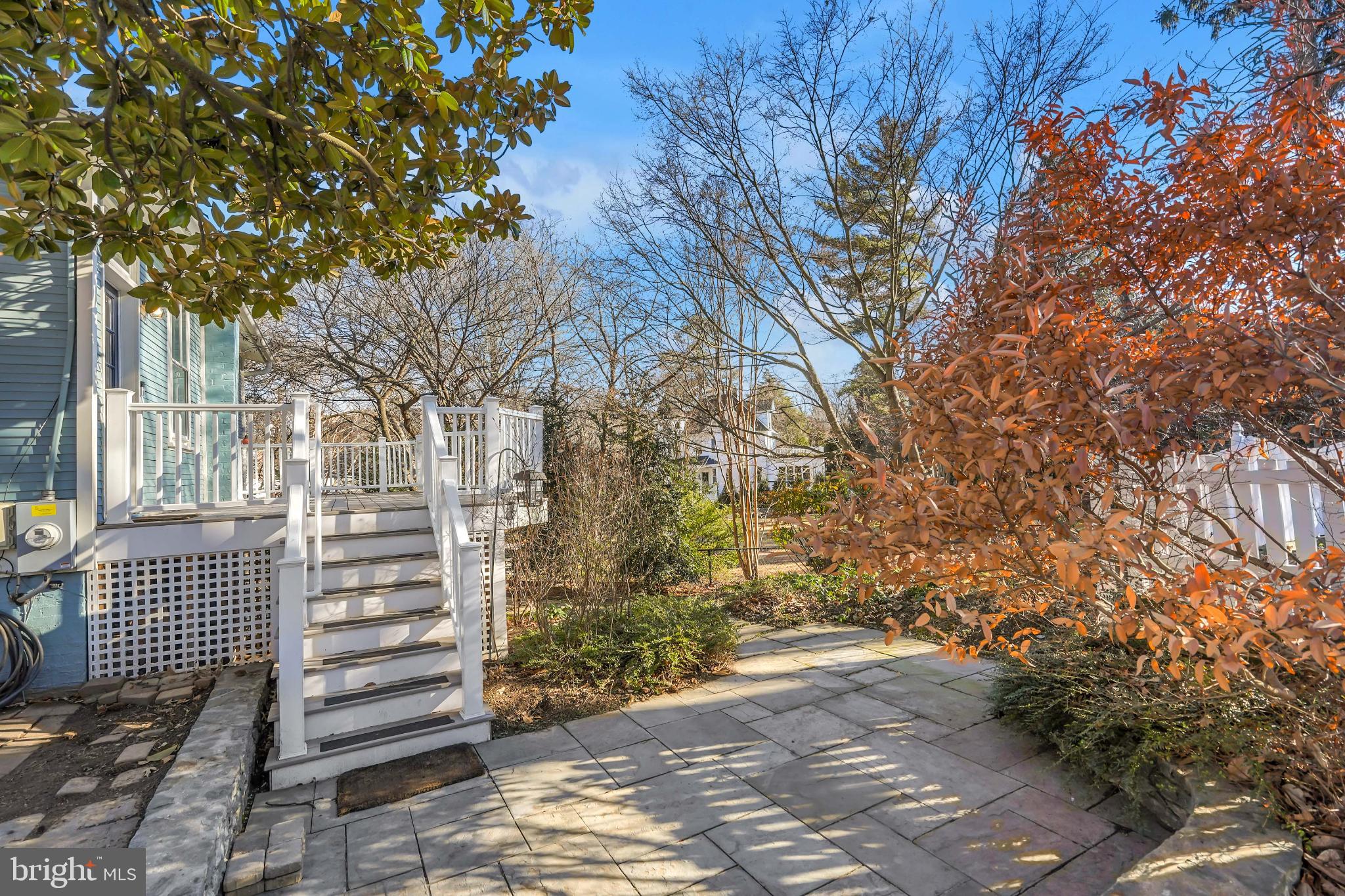 KENSINGTON - Residential