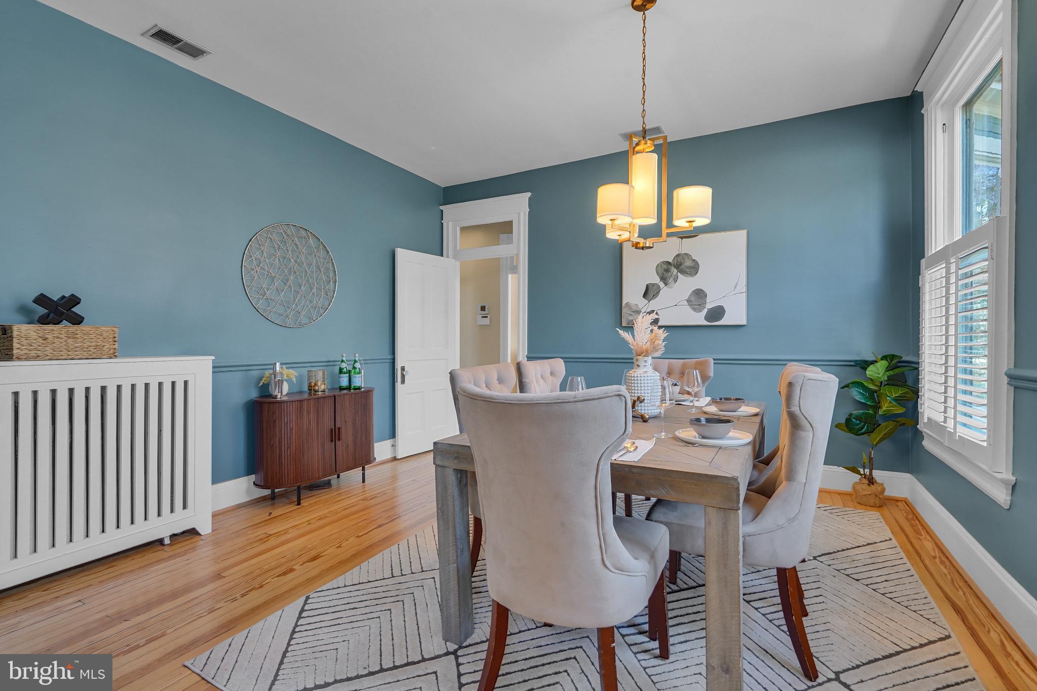 KENSINGTON - Residential