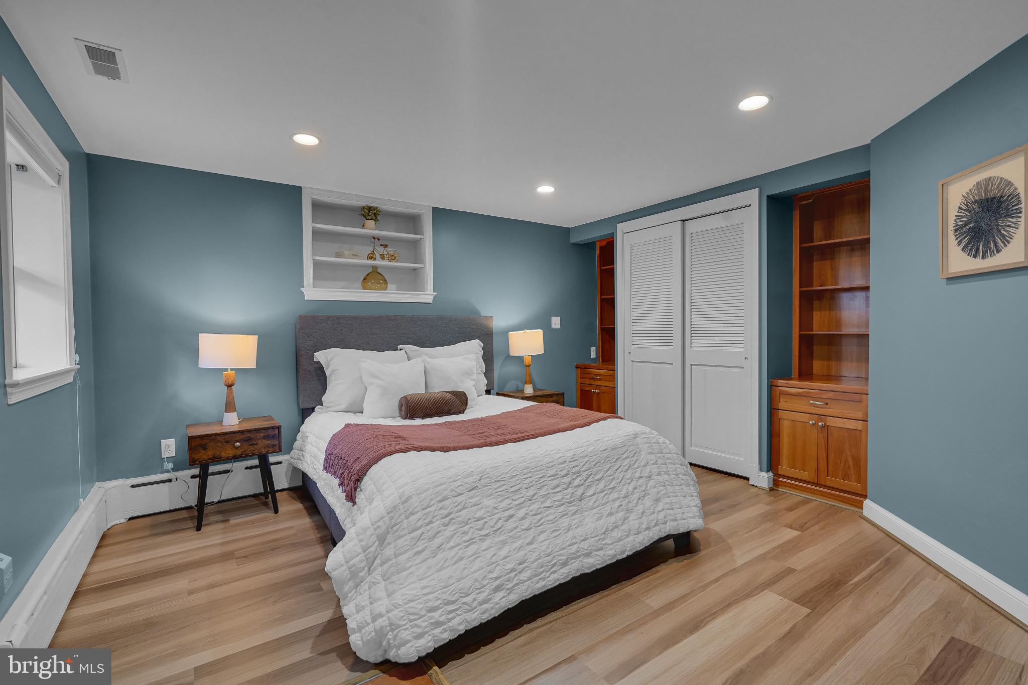 KENSINGTON - Residential