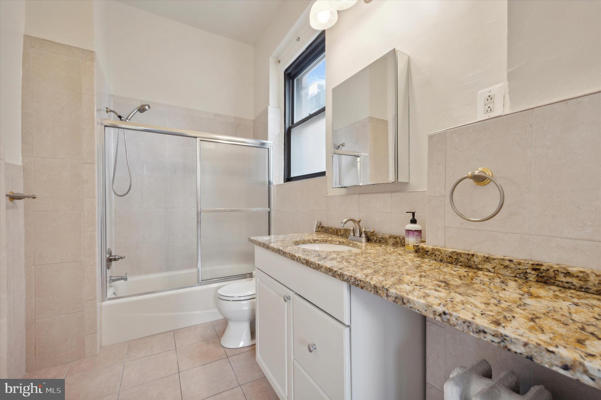 WASHINGTON SQ WEST - Residential