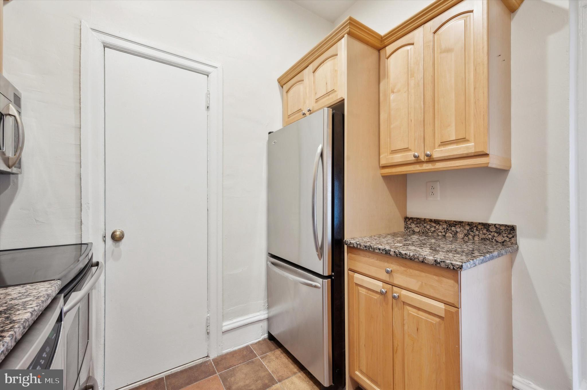 WASHINGTON SQ WEST - Residential