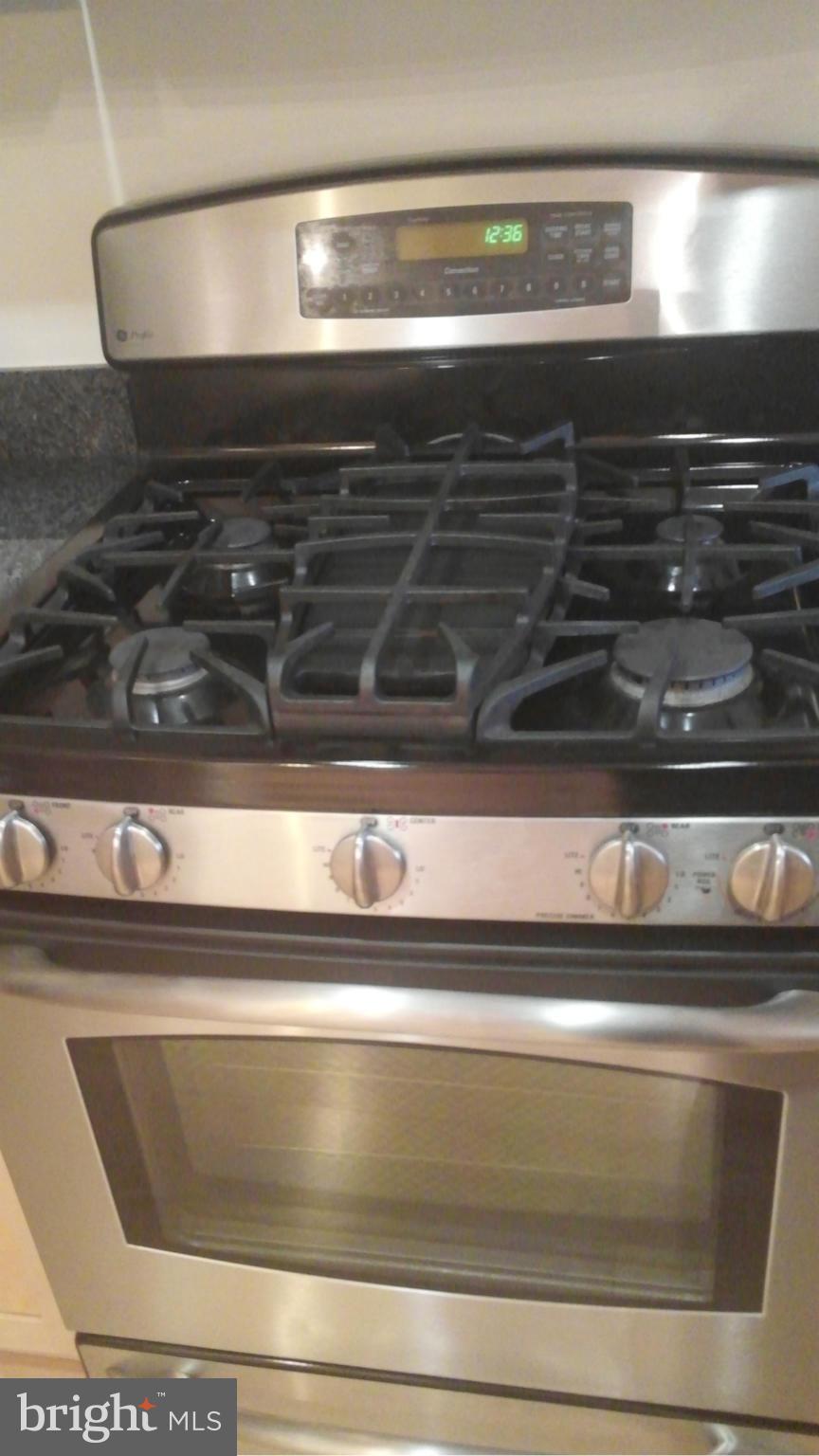 HAWTHORN - Residential Lease