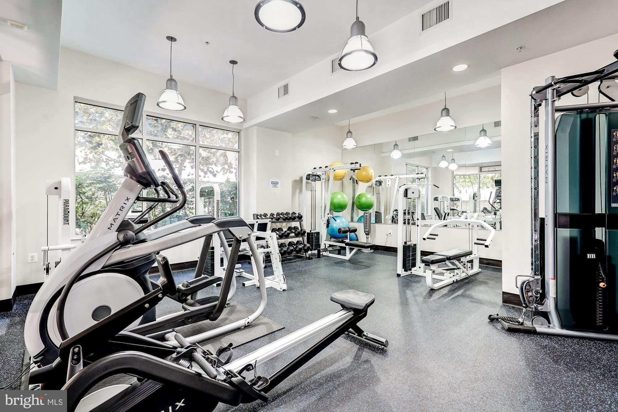 HAWTHORN - Residential Lease