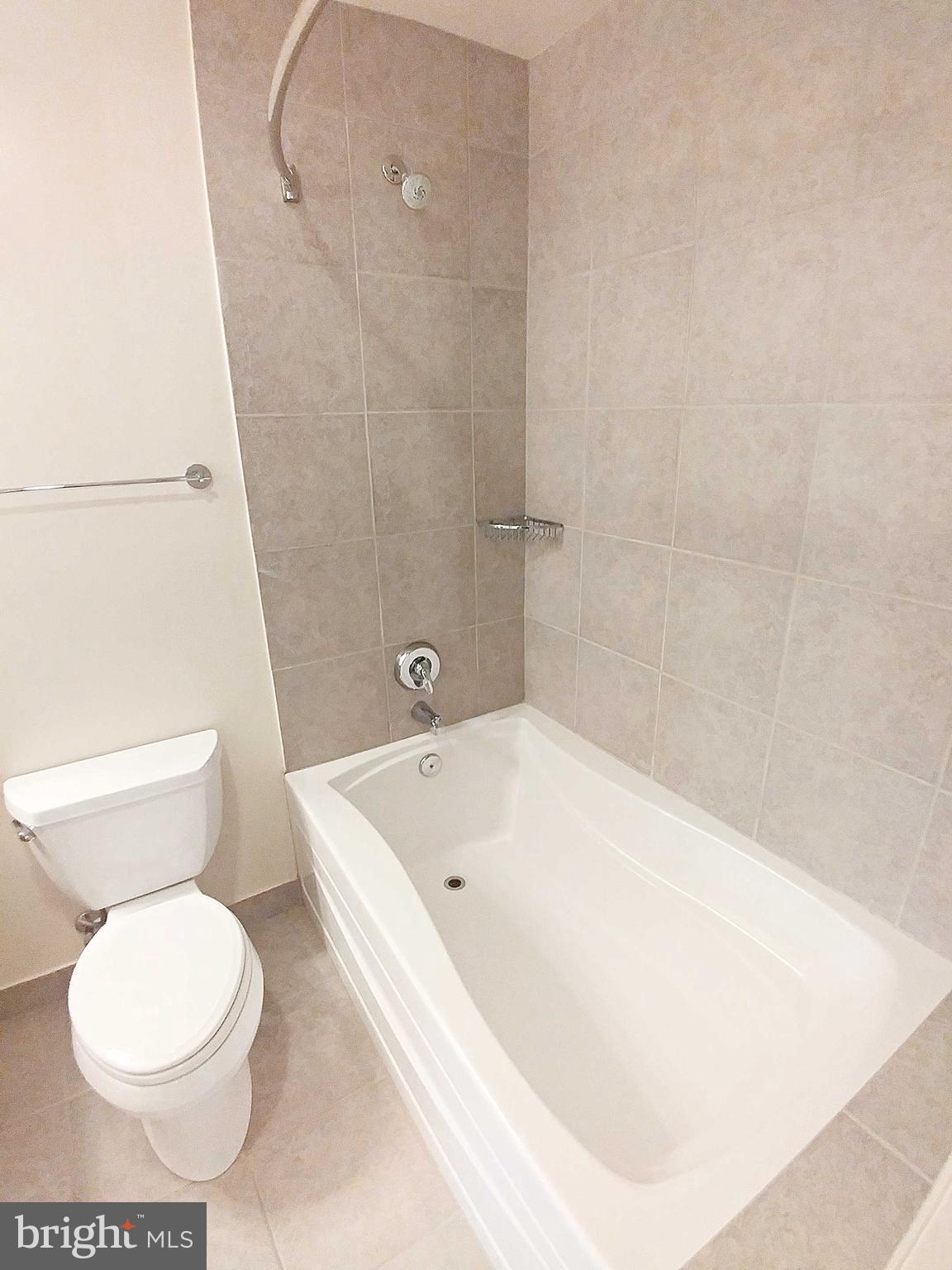 HAWTHORN - Residential Lease