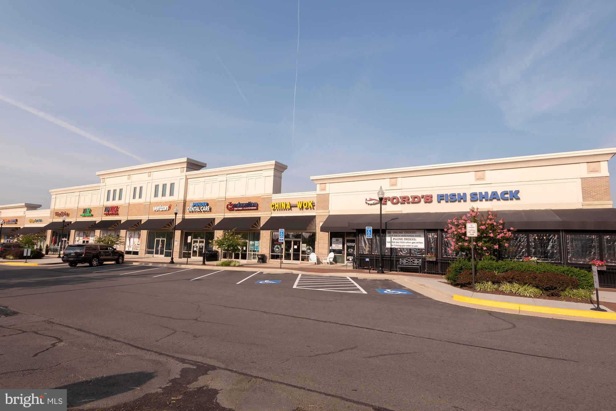 SOUTH RIDING - Residential Lease