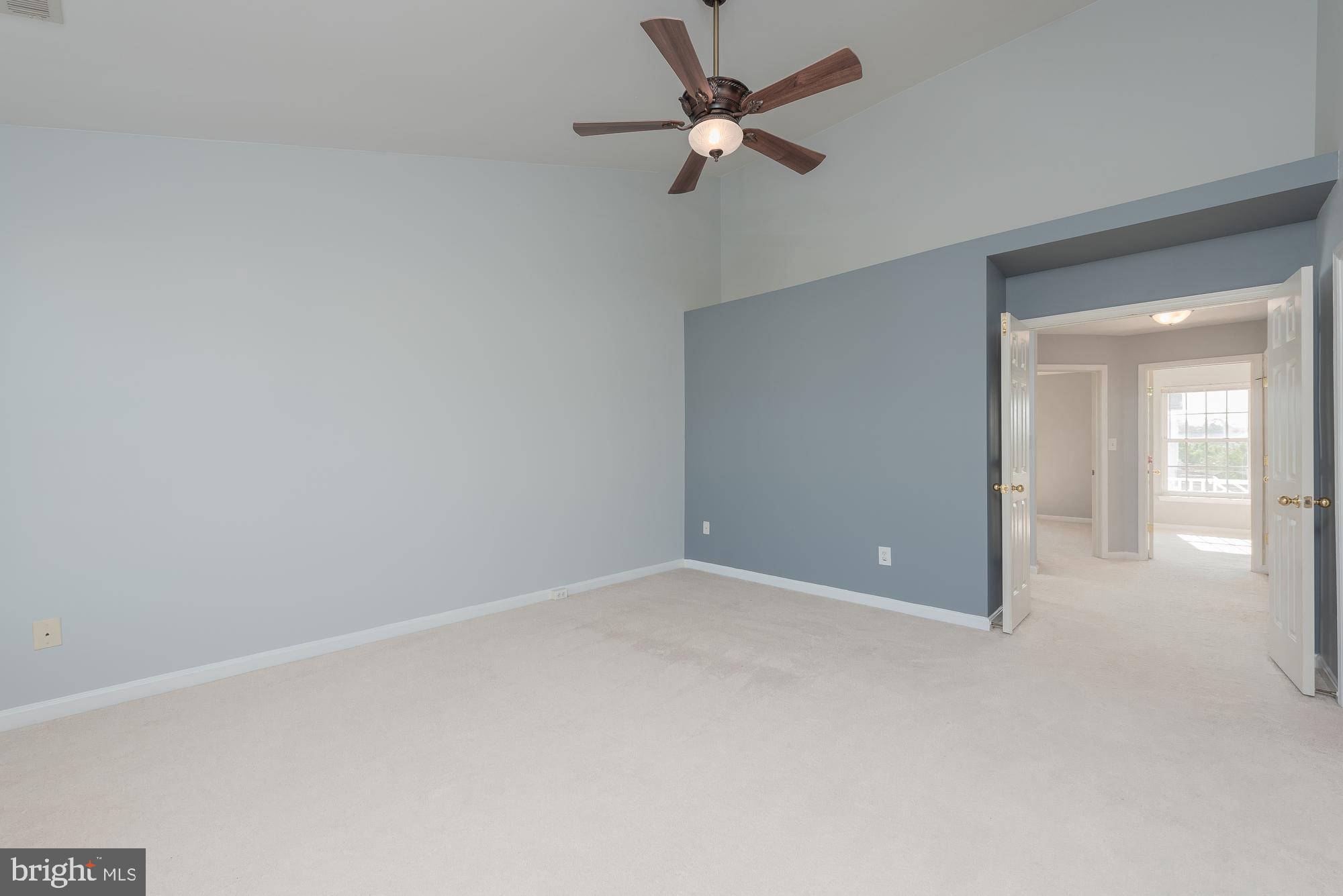 SOUTH RIDING - Residential Lease