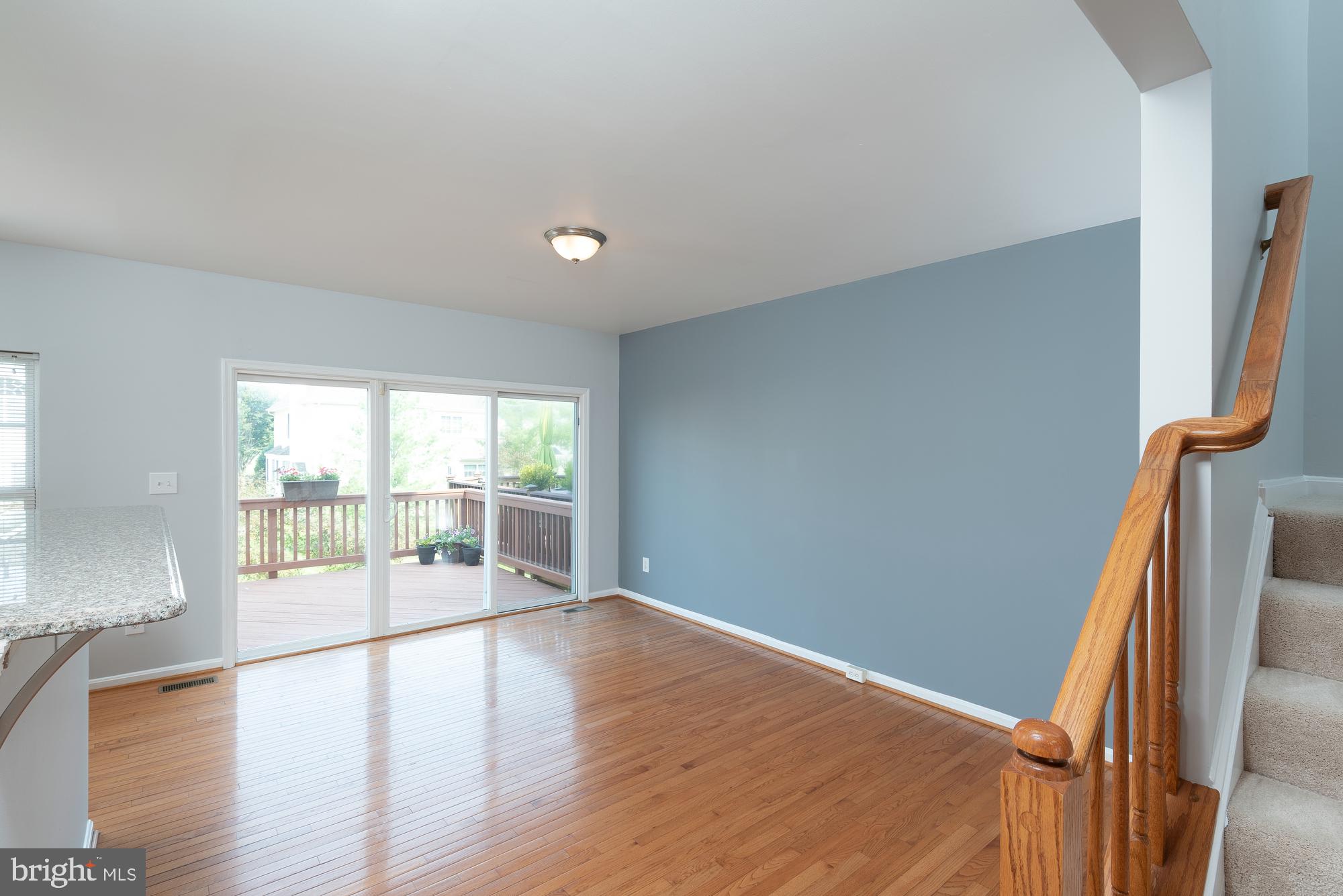 SOUTH RIDING - Residential Lease