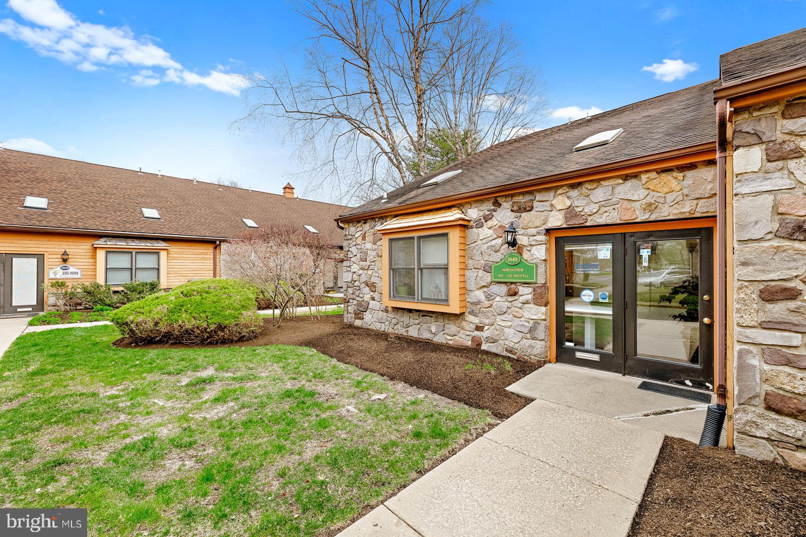 301 OXFORD VALLEY ROAD 104B