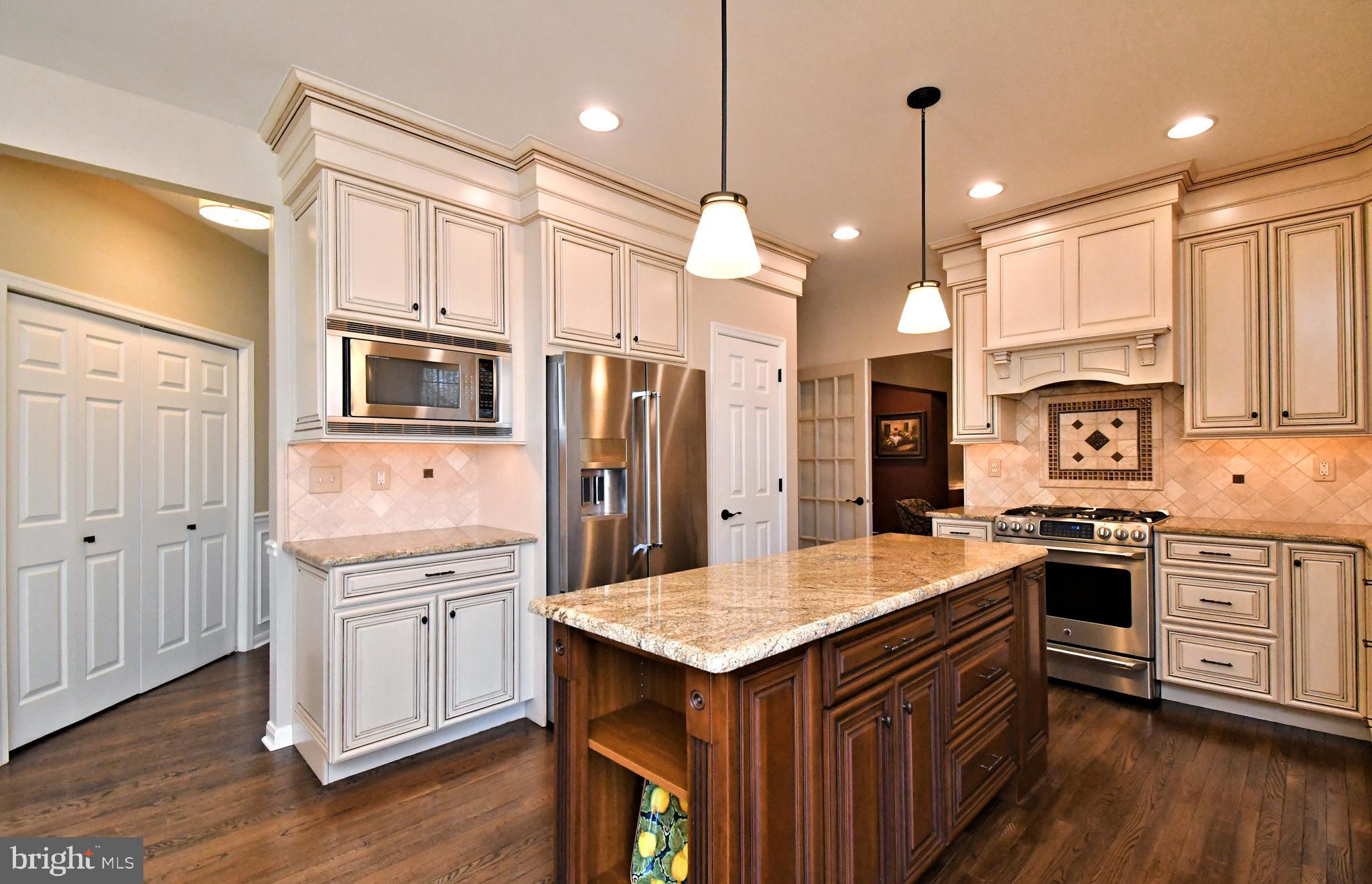 NORTHAMPTON CROSSG - Residential