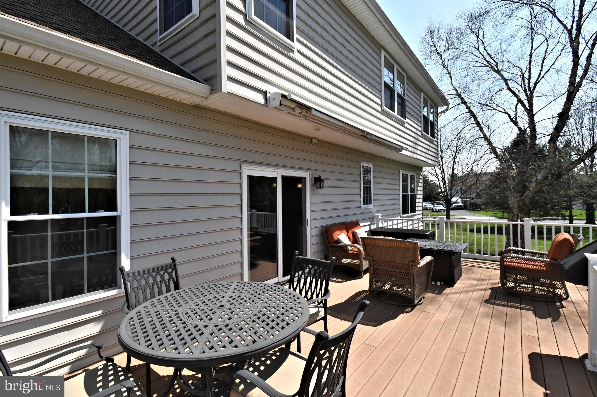 NORTHAMPTON CROSSG - Residential