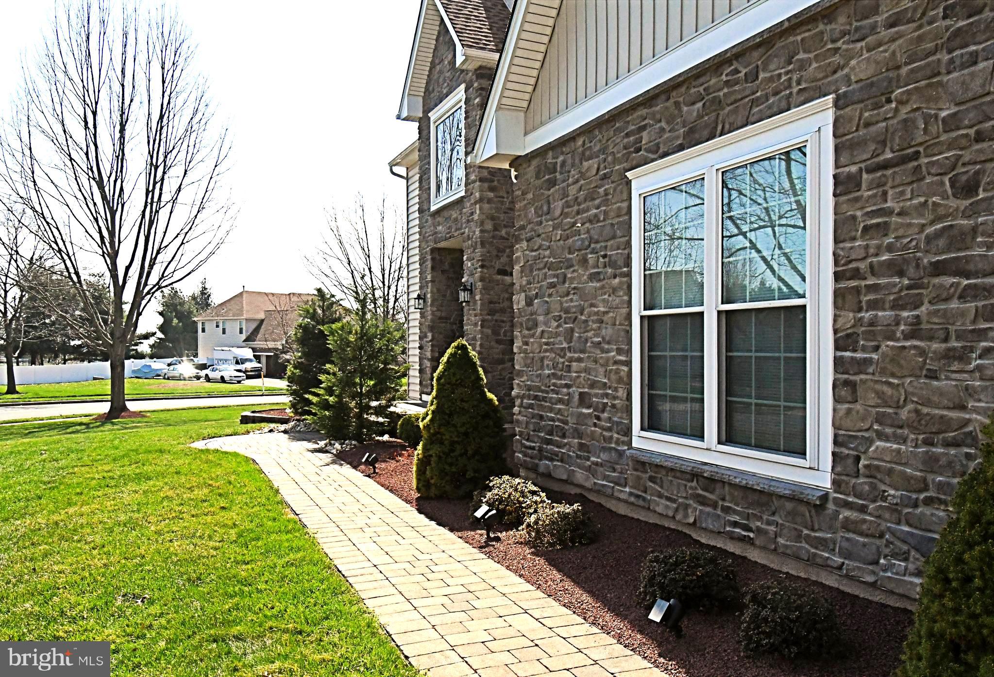 615 GLEN MEADOW ROAD