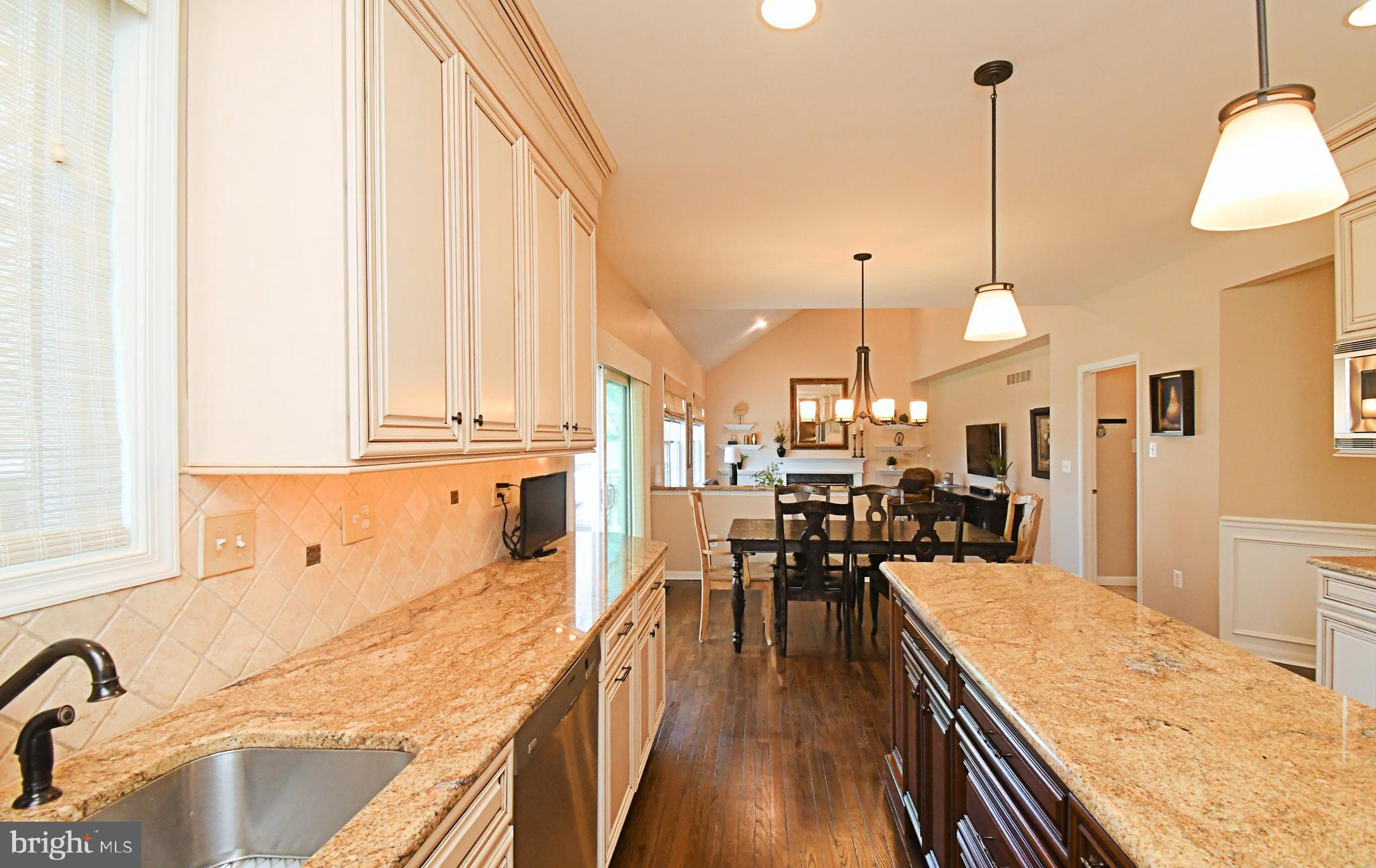 NORTHAMPTON CROSSG - Residential