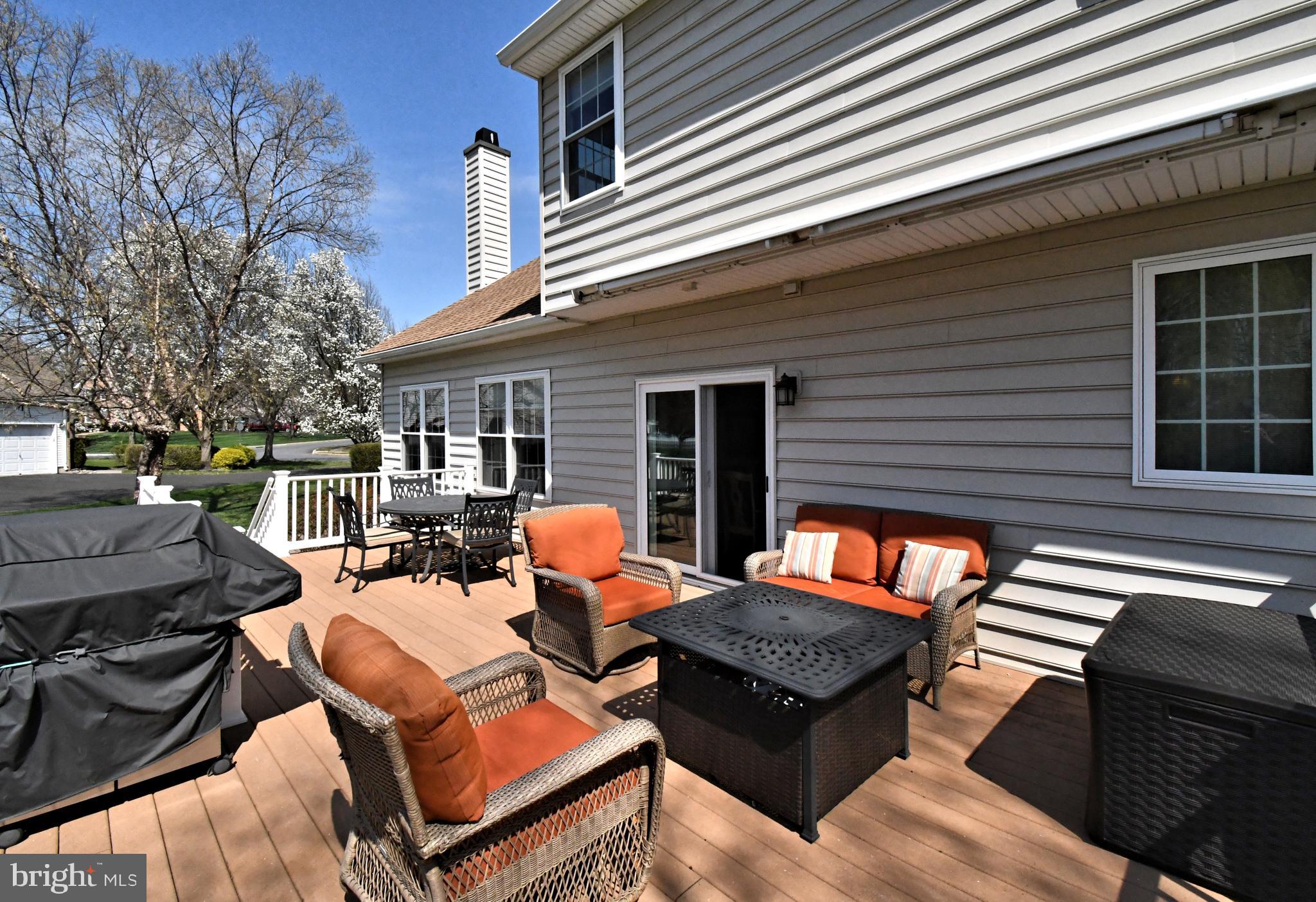 NORTHAMPTON CROSSG - Residential