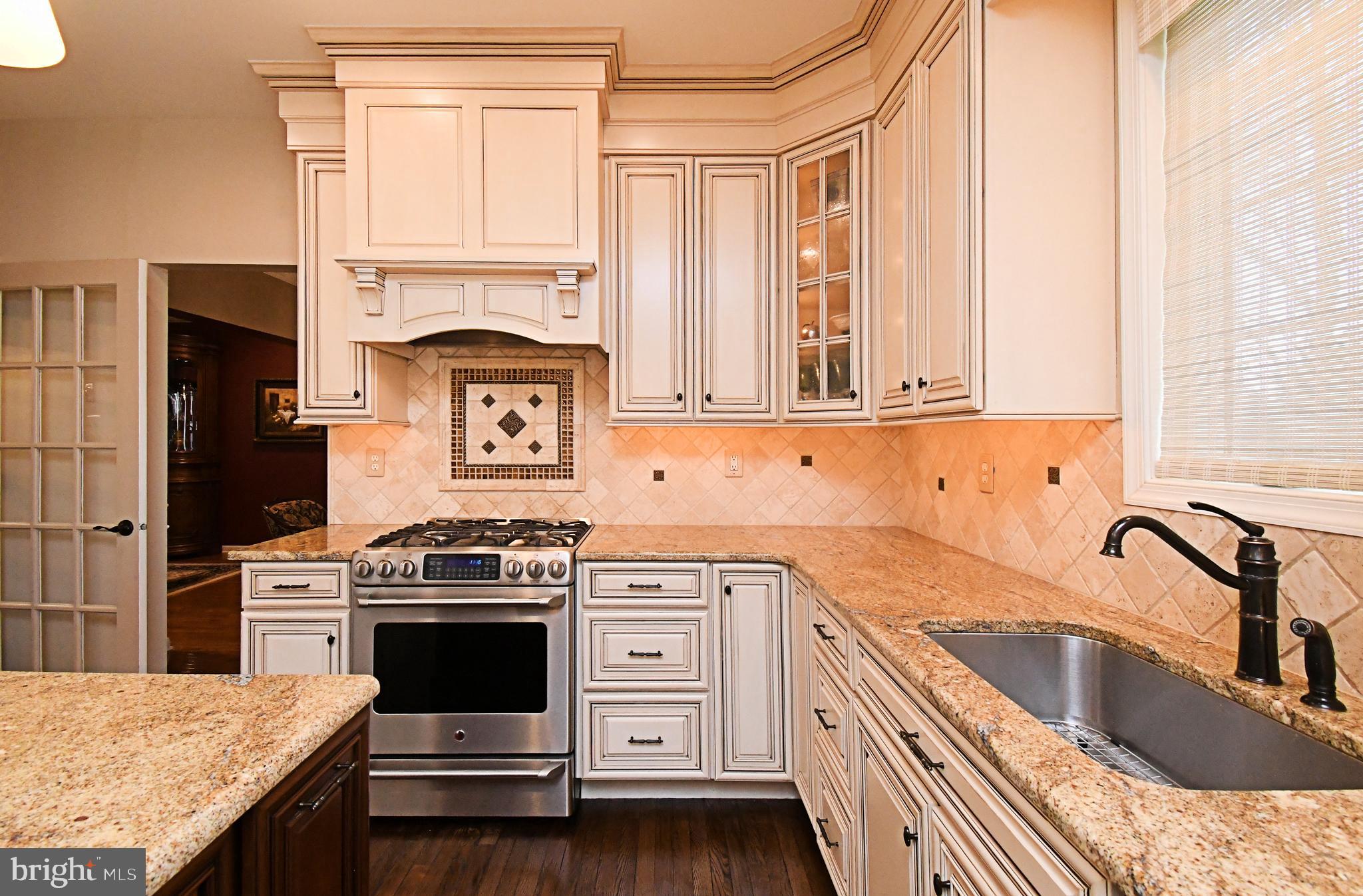 NORTHAMPTON CROSSG - Residential