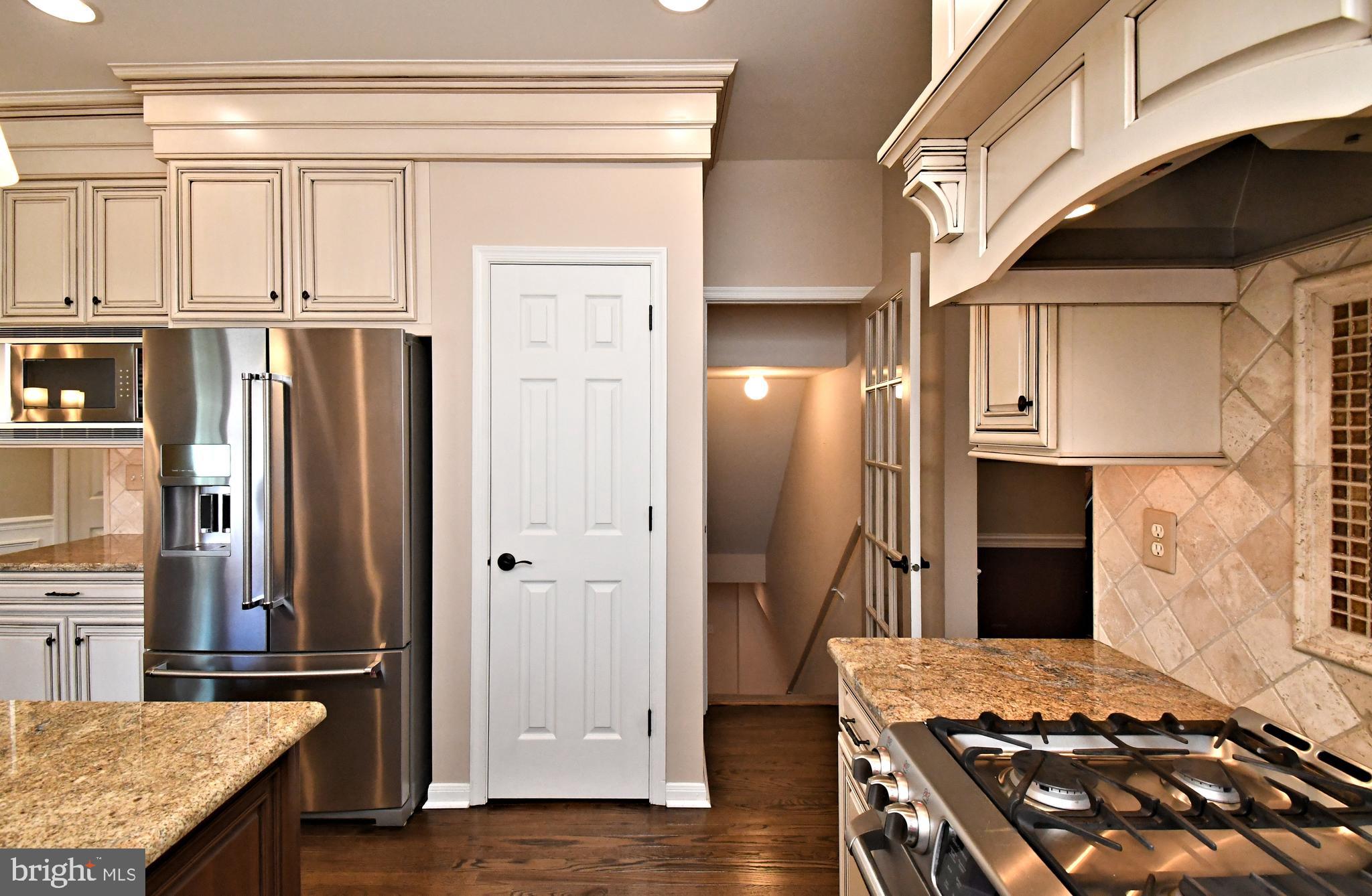 NORTHAMPTON CROSSG - Residential