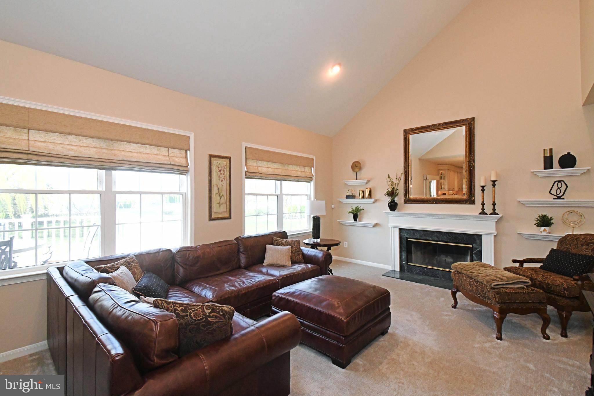 NORTHAMPTON CROSSG - Residential