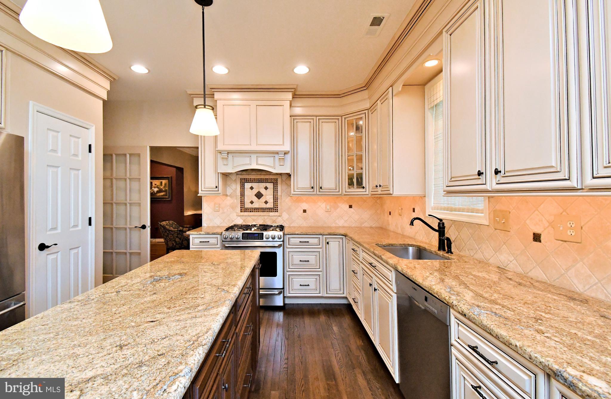 NORTHAMPTON CROSSG - Residential