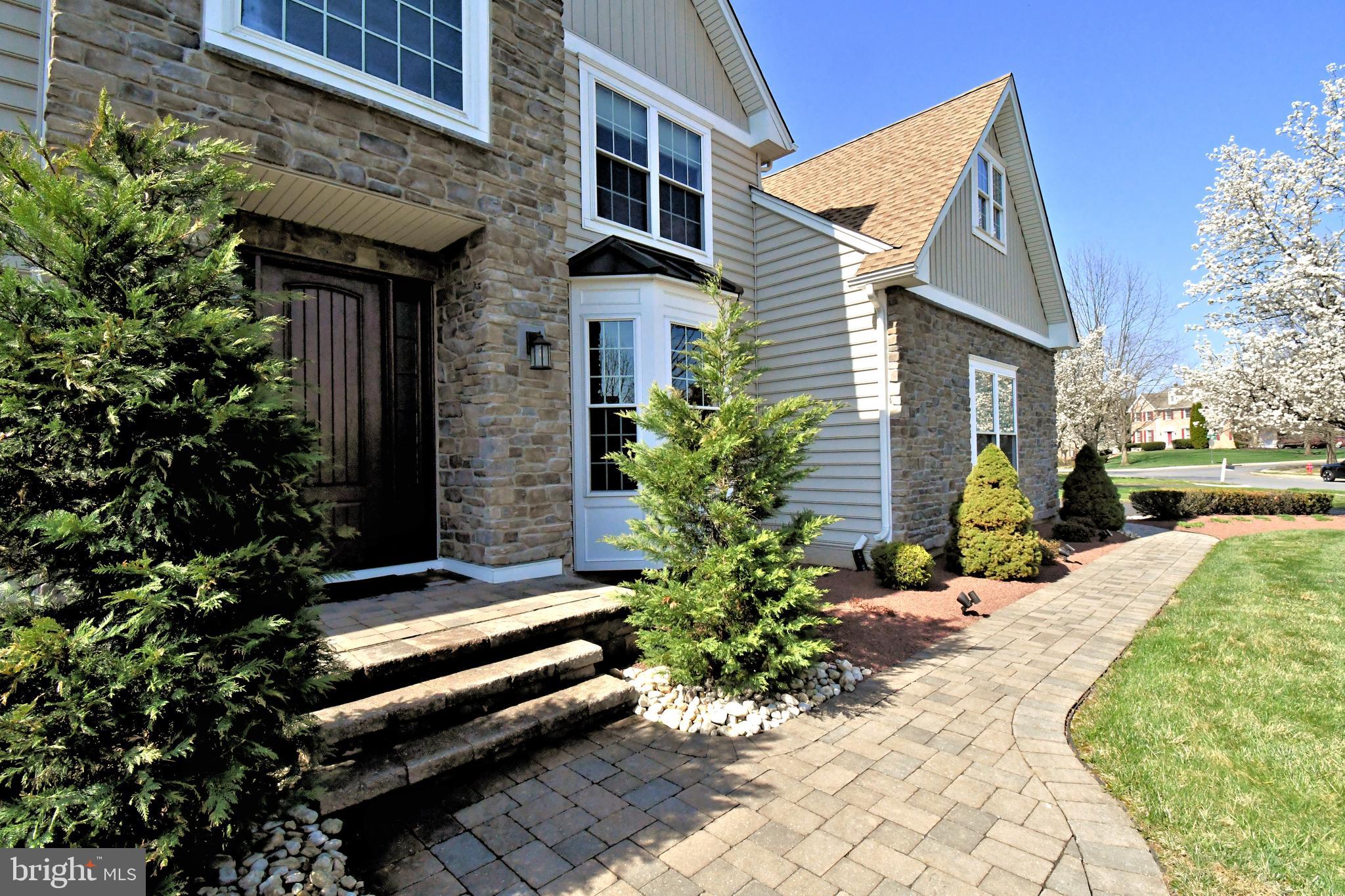 NORTHAMPTON CROSSG - Residential