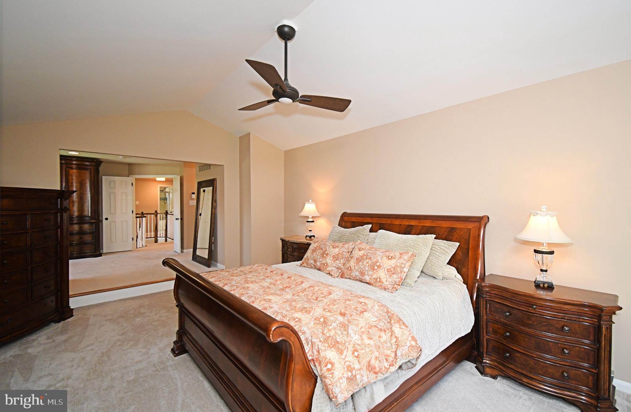 NORTHAMPTON CROSSG - Residential