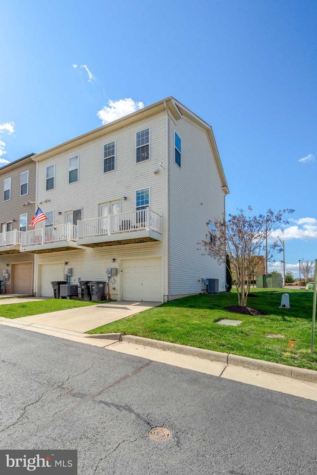 PARKSIDE AT MARKET CENTER - Residential