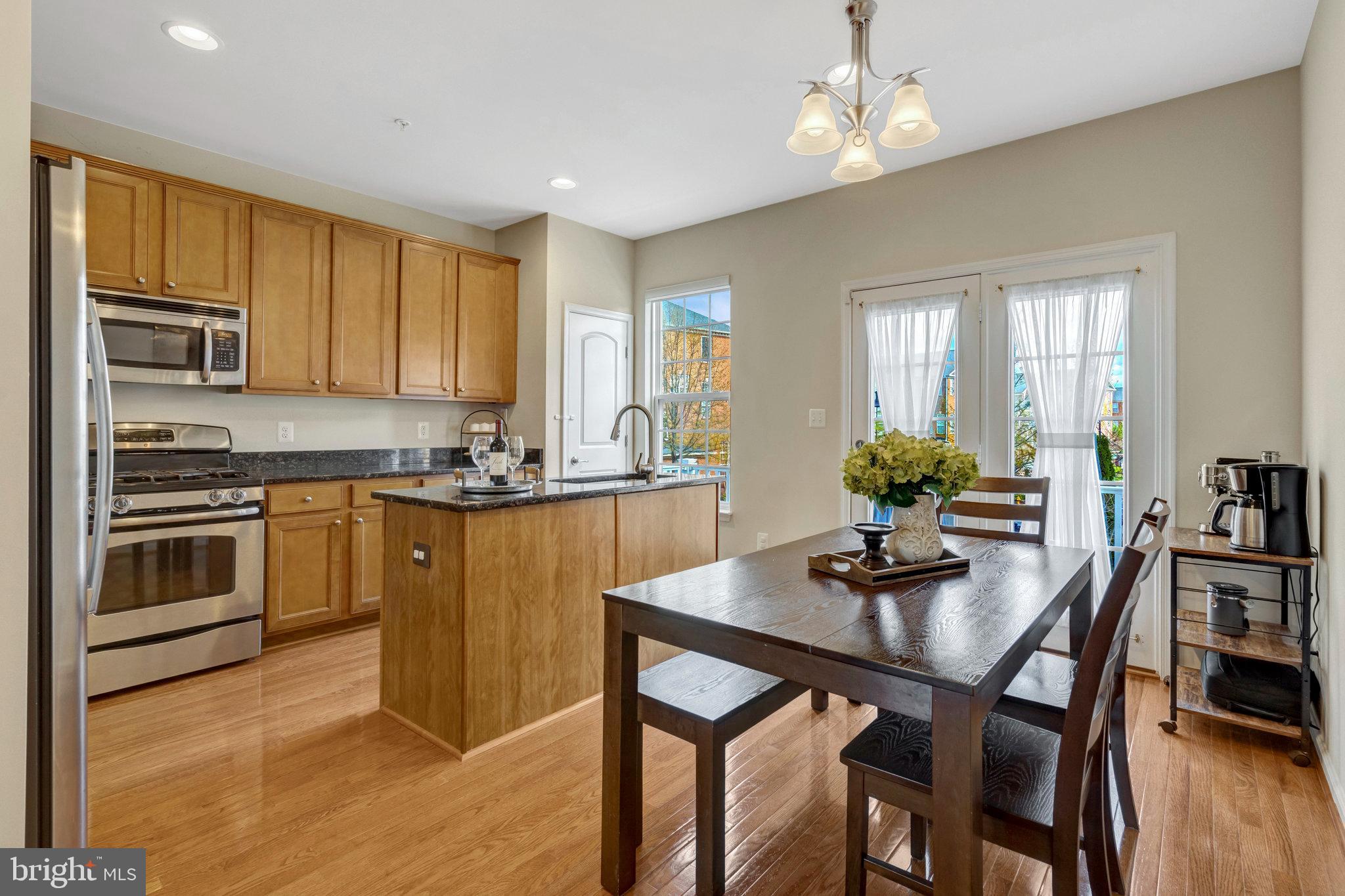 PARKSIDE AT MARKET CENTER - Residential