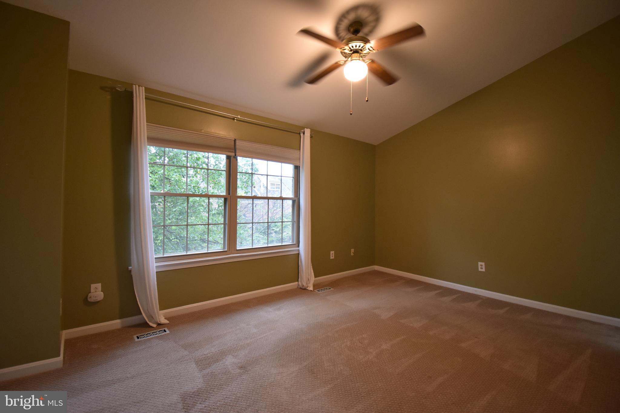 LOVETON FARMS - Residential Lease