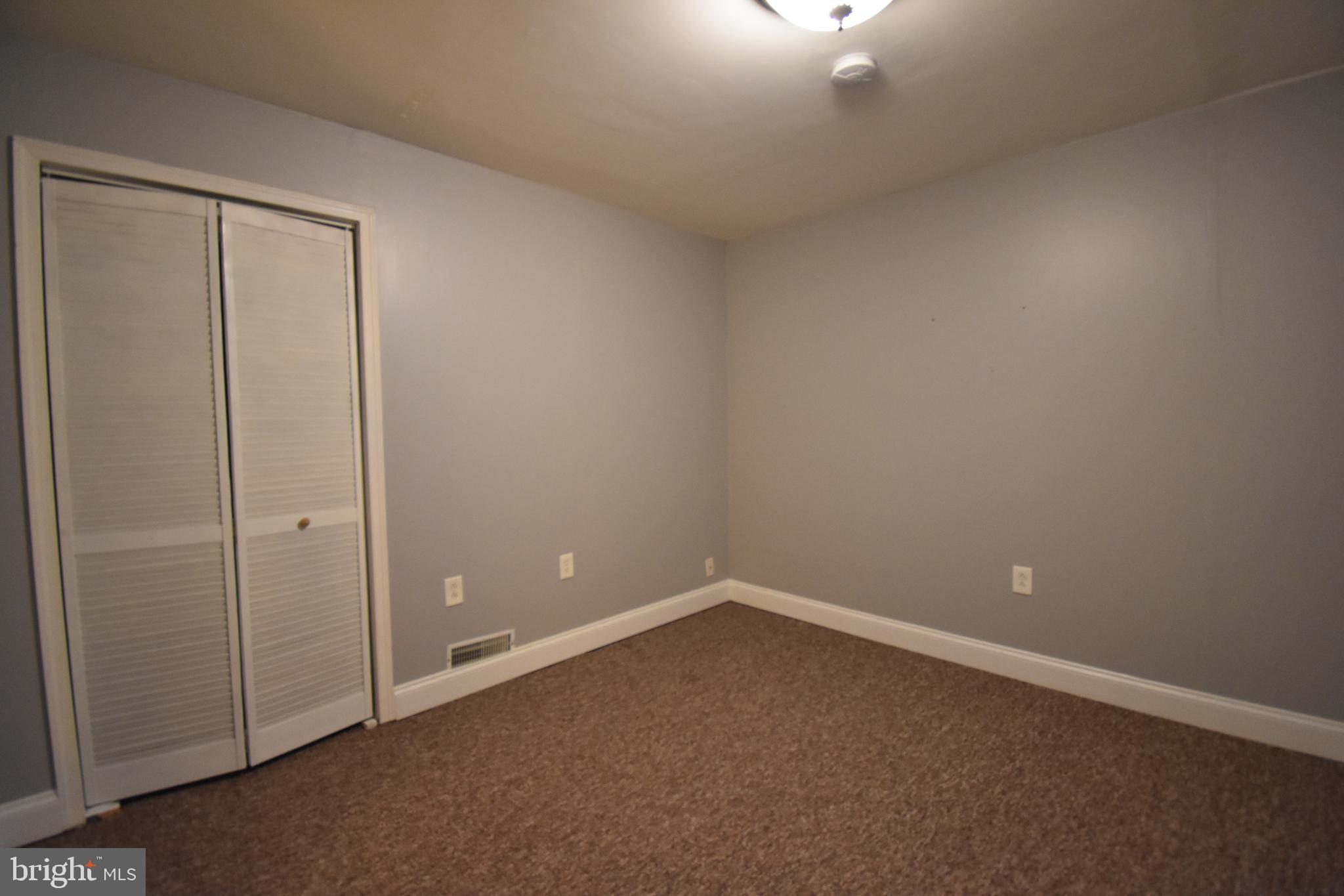 LOVETON FARMS - Residential Lease